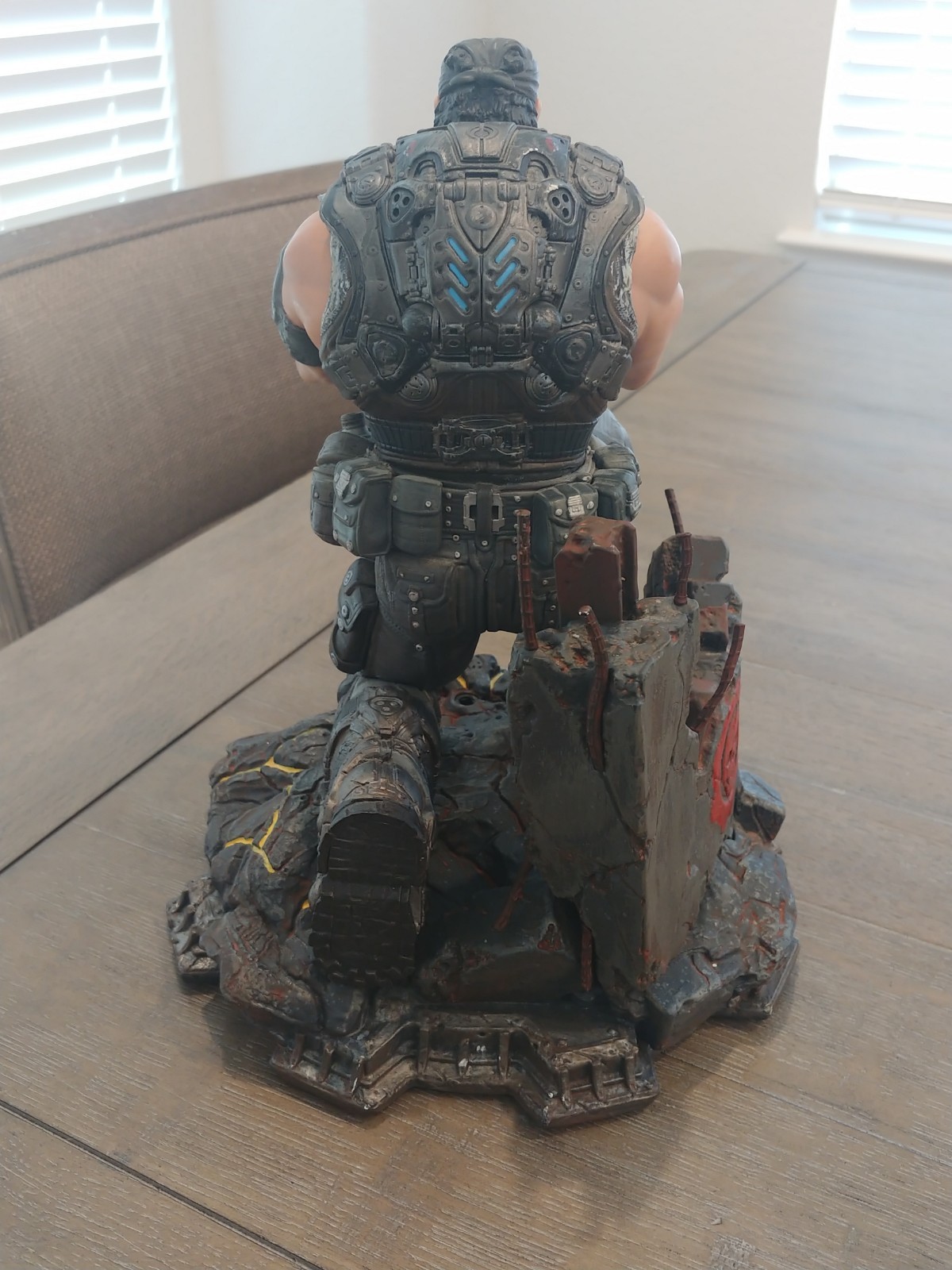 Gears of War 3 Marcus Fenix Collectors Figure Limited Edition Statue Epic Games