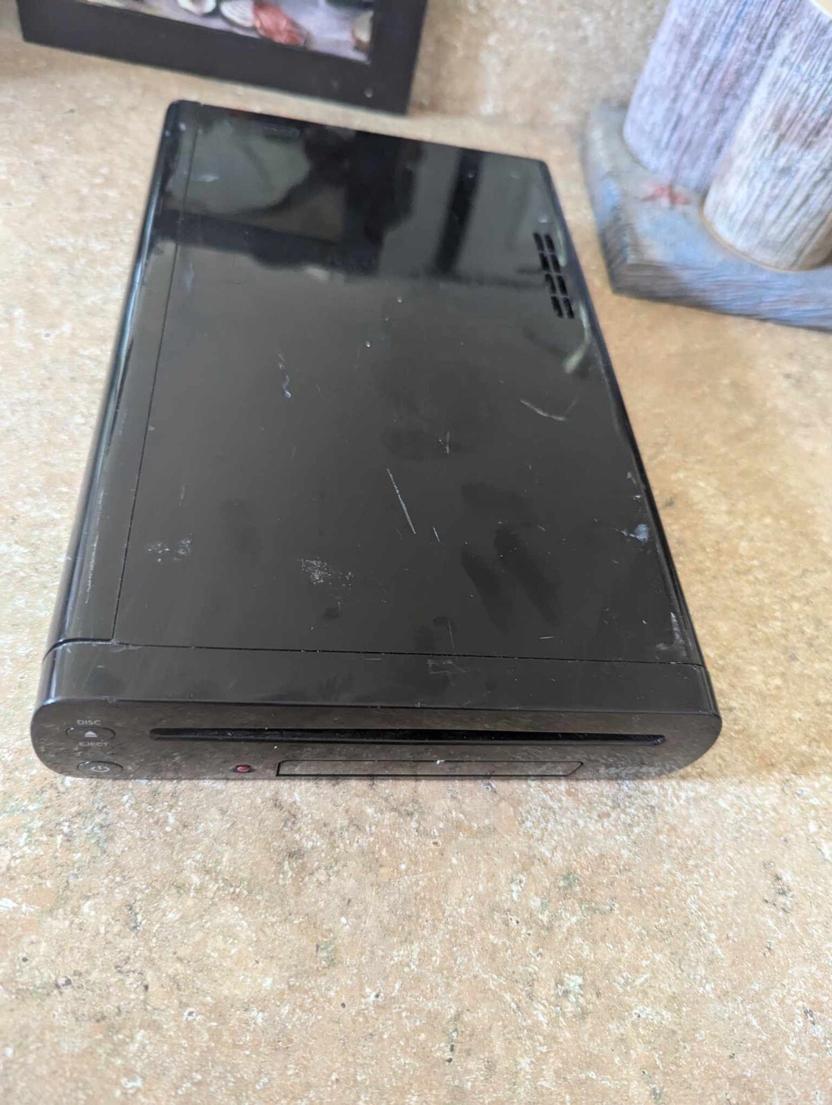 Nintendo WiiU wii u 32GB System Console froze at start up