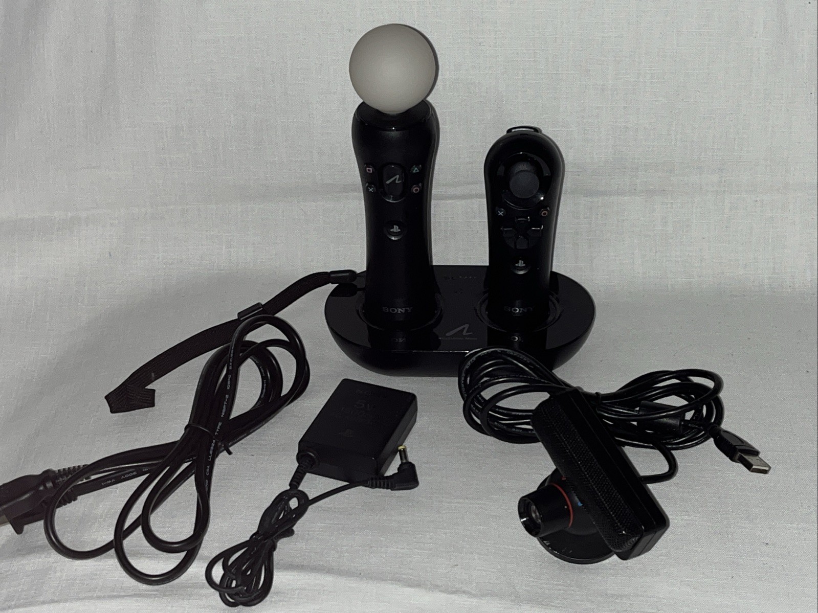 Sony PlayStation Move Bundle PS3 Motion Controller + PS Eye Camera Power Supply