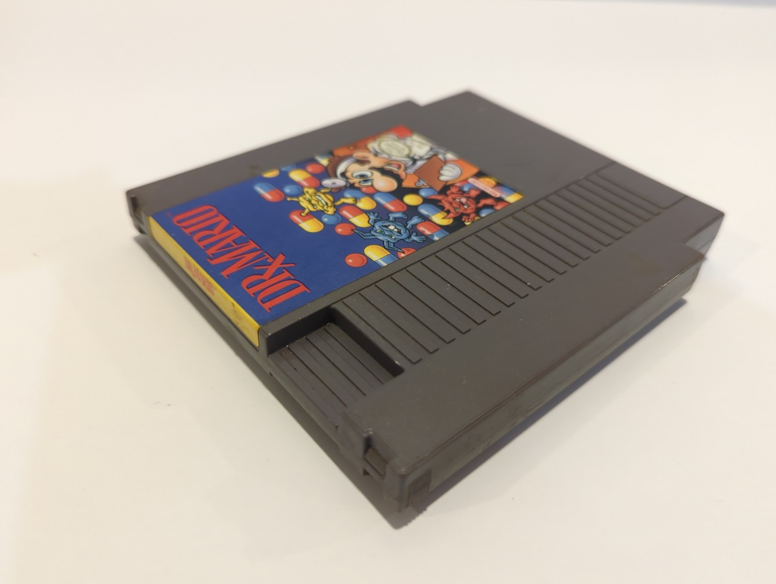 Dr. Mario (Nintendo Entertainment System, NES, 1990) Cartridge tested.