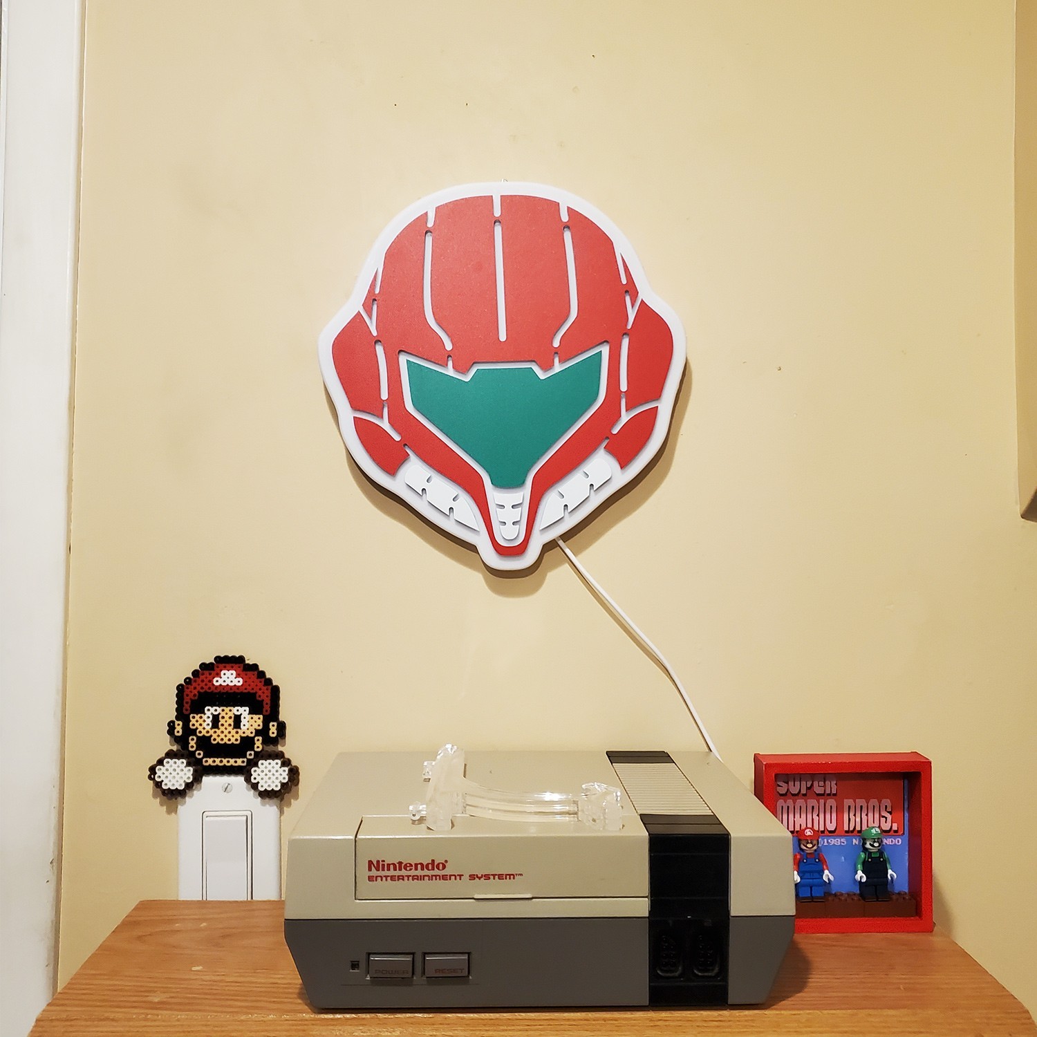 Metroid Samus Helmet plastic neon LED sign w/ dimmer switch + retro gaming gift