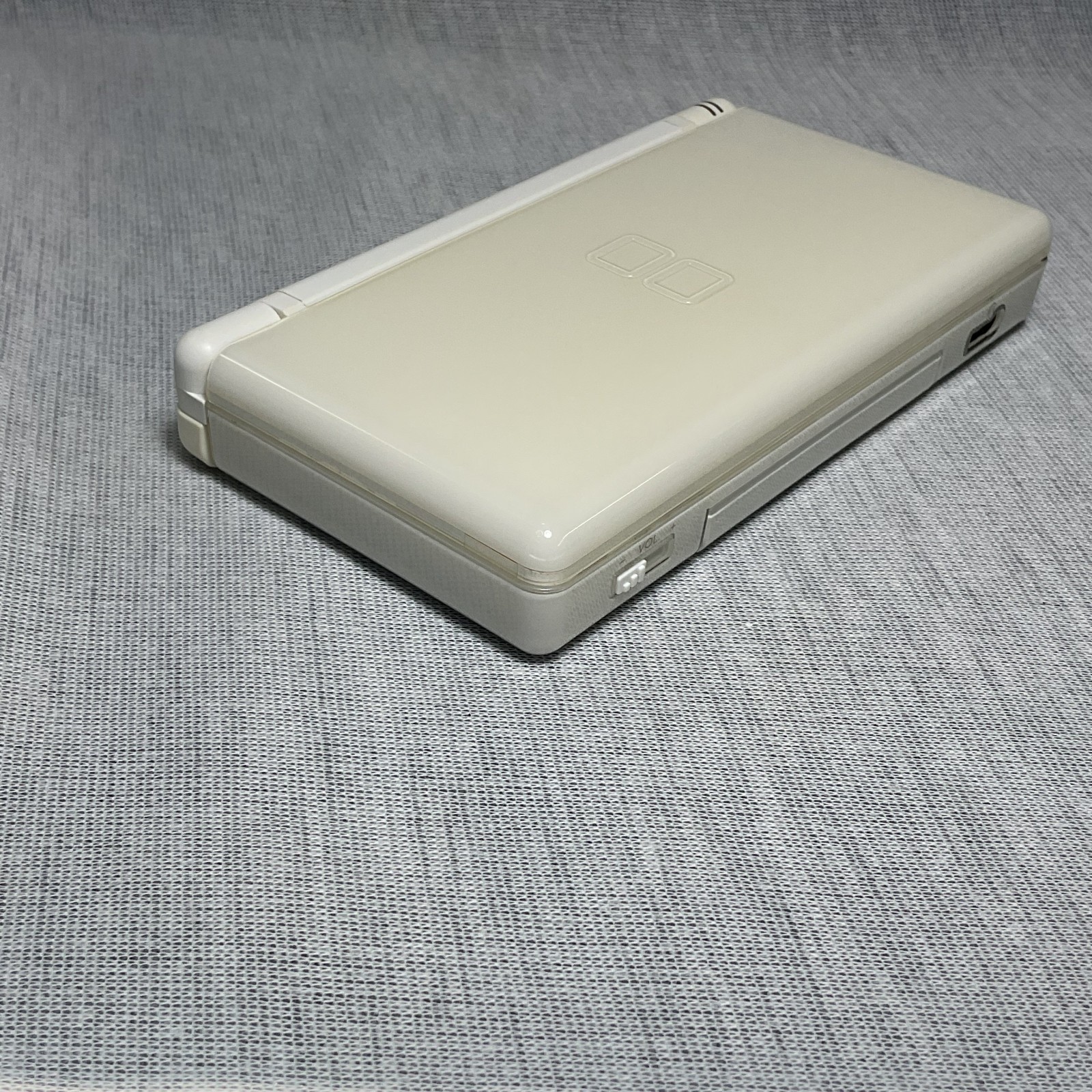 Nintendo DS Lite Console – Polar White