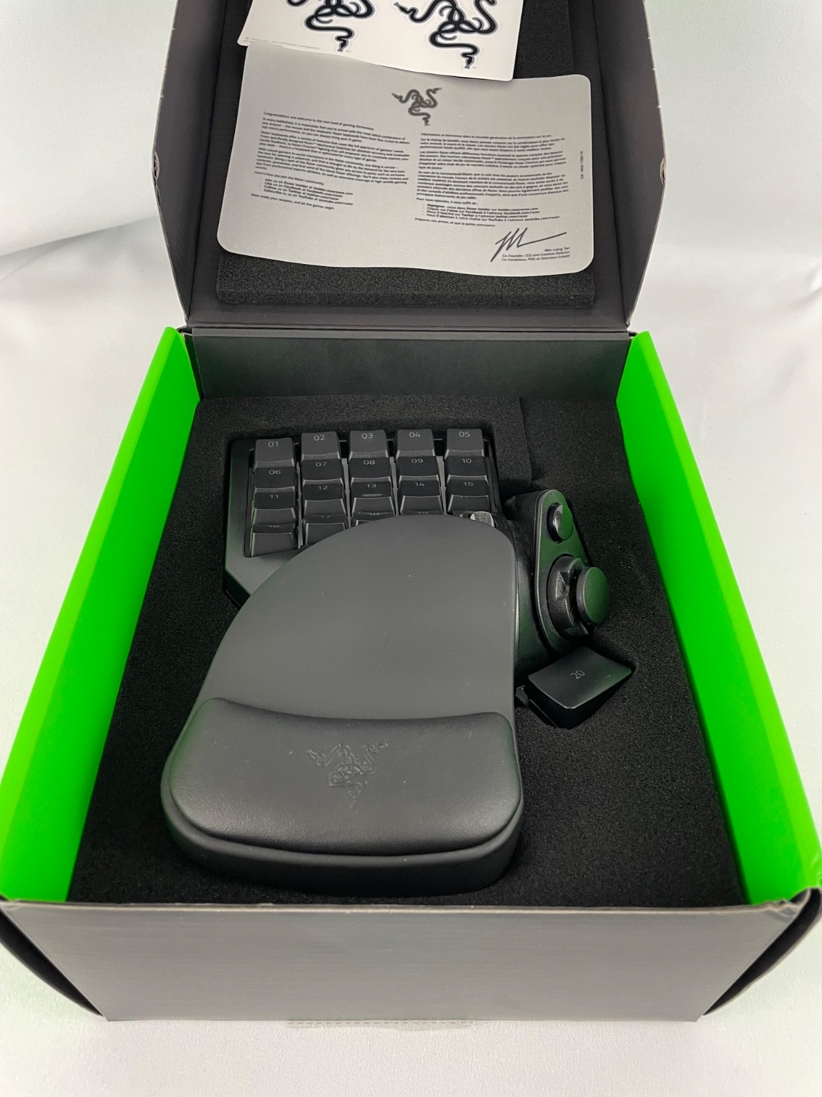 Razer Tartarus V2 Programmable Backlit Gaming Keypad Wired USB for PC Black