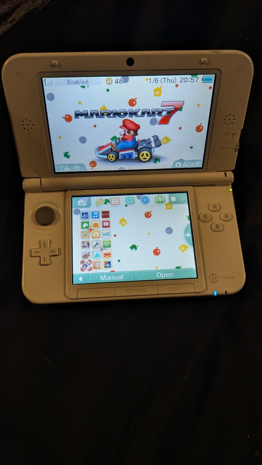 32GB Nintendo 3DS XL White & Pink w 3 games and Rilakkuma stylus + charger