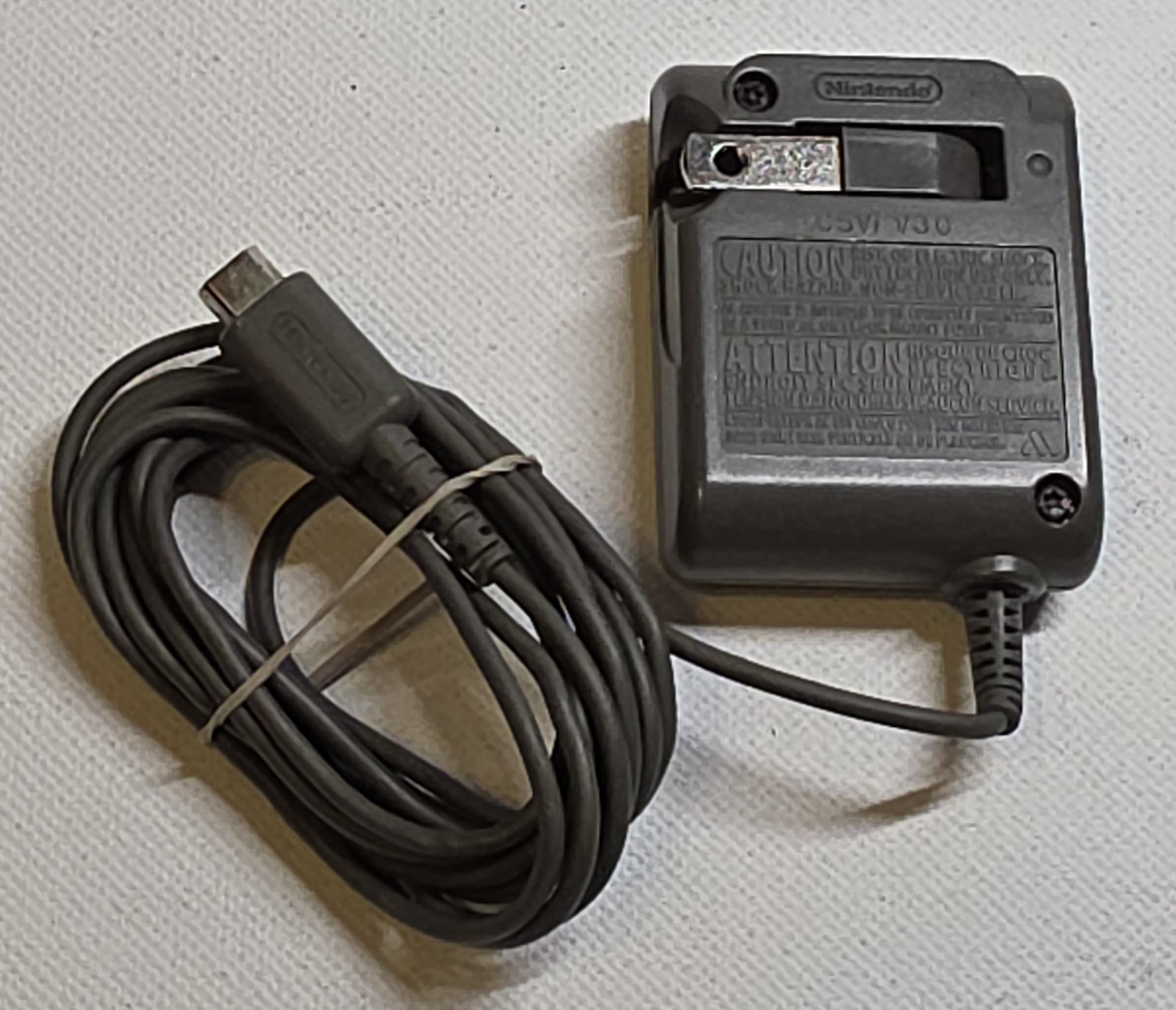 Official Nintendo DS Lite AC Adapter Charger USG-002, DC5.2V 450mA for USG-001