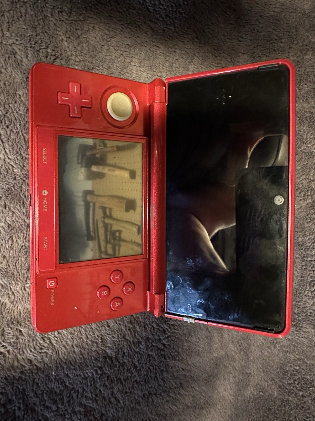 Nintendo 3DS Handheld System – Flame Red-W/charger (No Stylus)