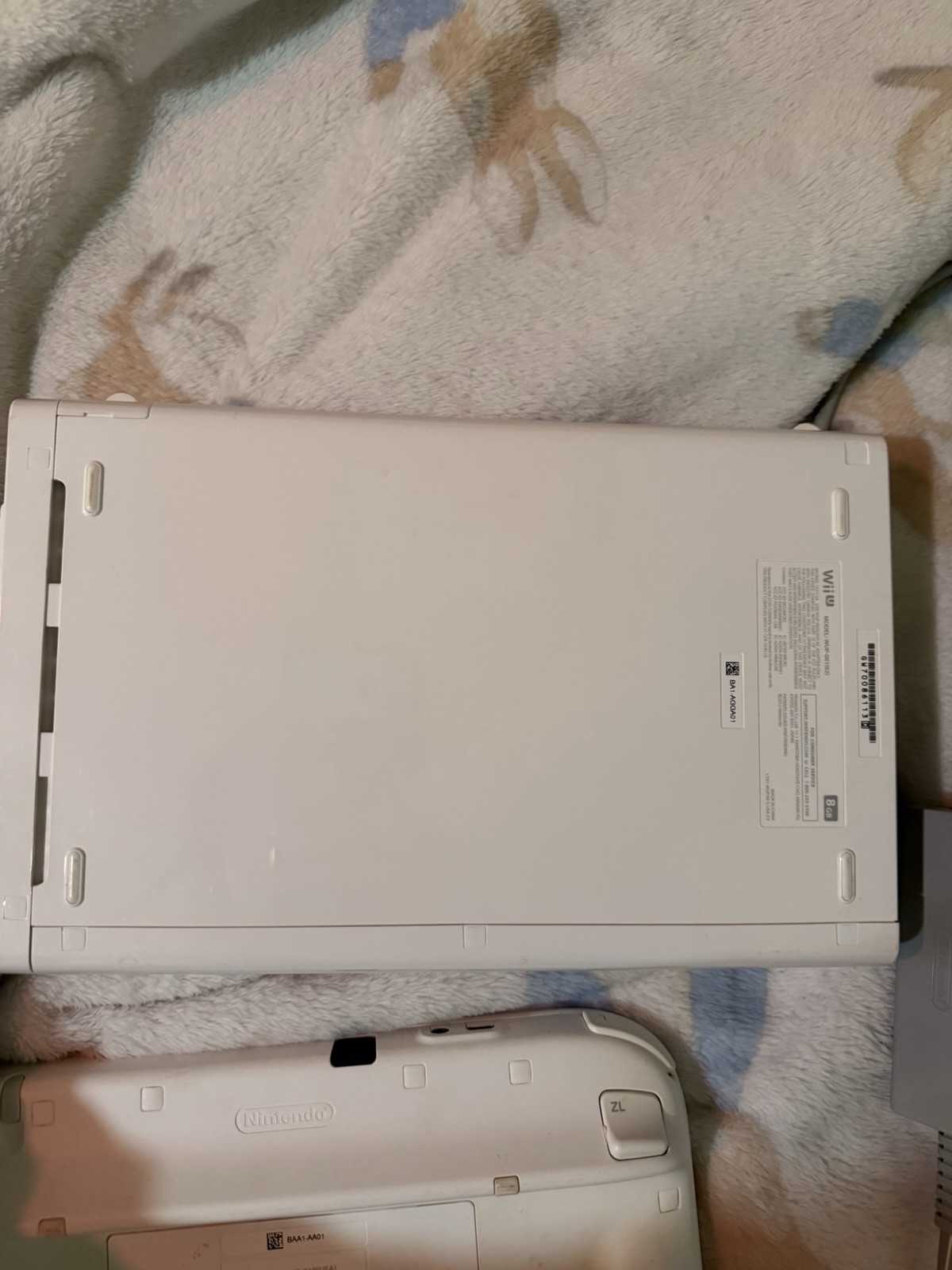 Nintendo Wii U 32GB Black Console with Gamepad, Tablet, and Power Cords