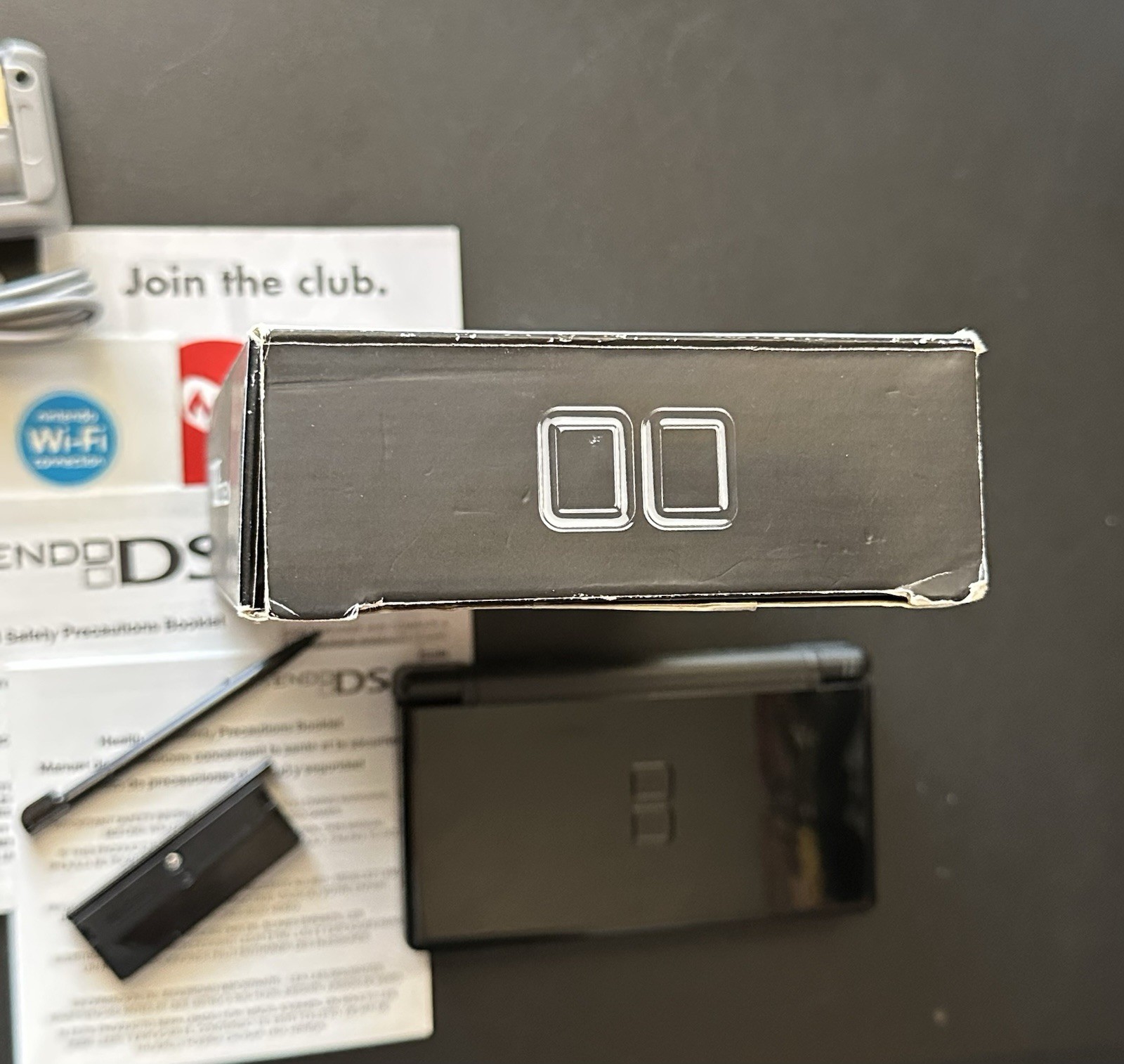 CIB In Box USA Onyx Gloss Black Nintendo DS Lite Handheld Console System Charger