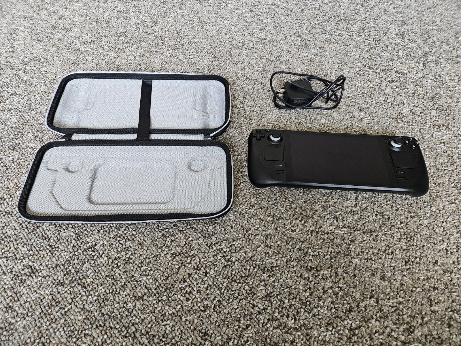 Valve Steam Deck Handheld System Black LCD Wi-Fi USB-C w/ Case Charger & Box