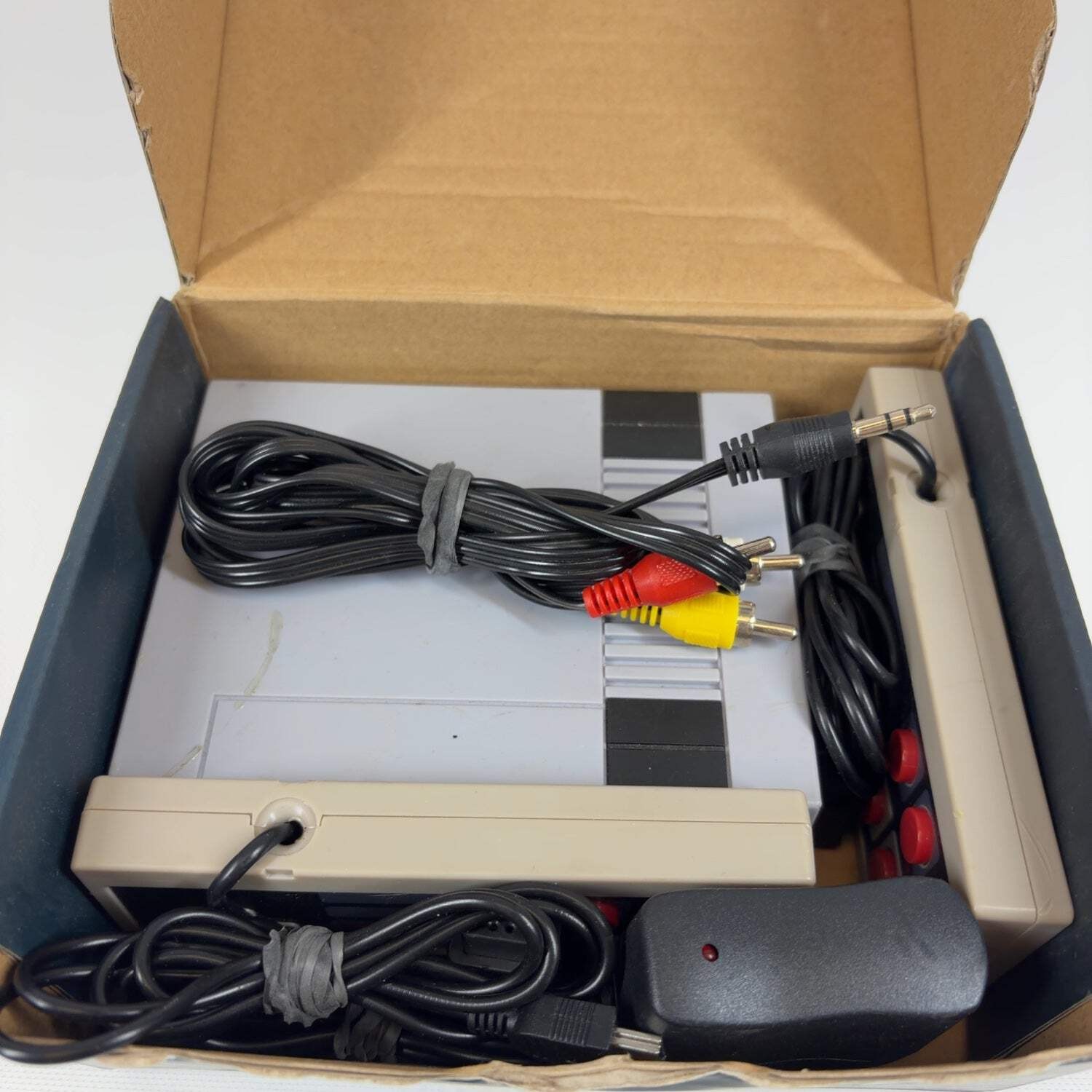 Aftermarket Entertainment System Generic All-In-One Game System