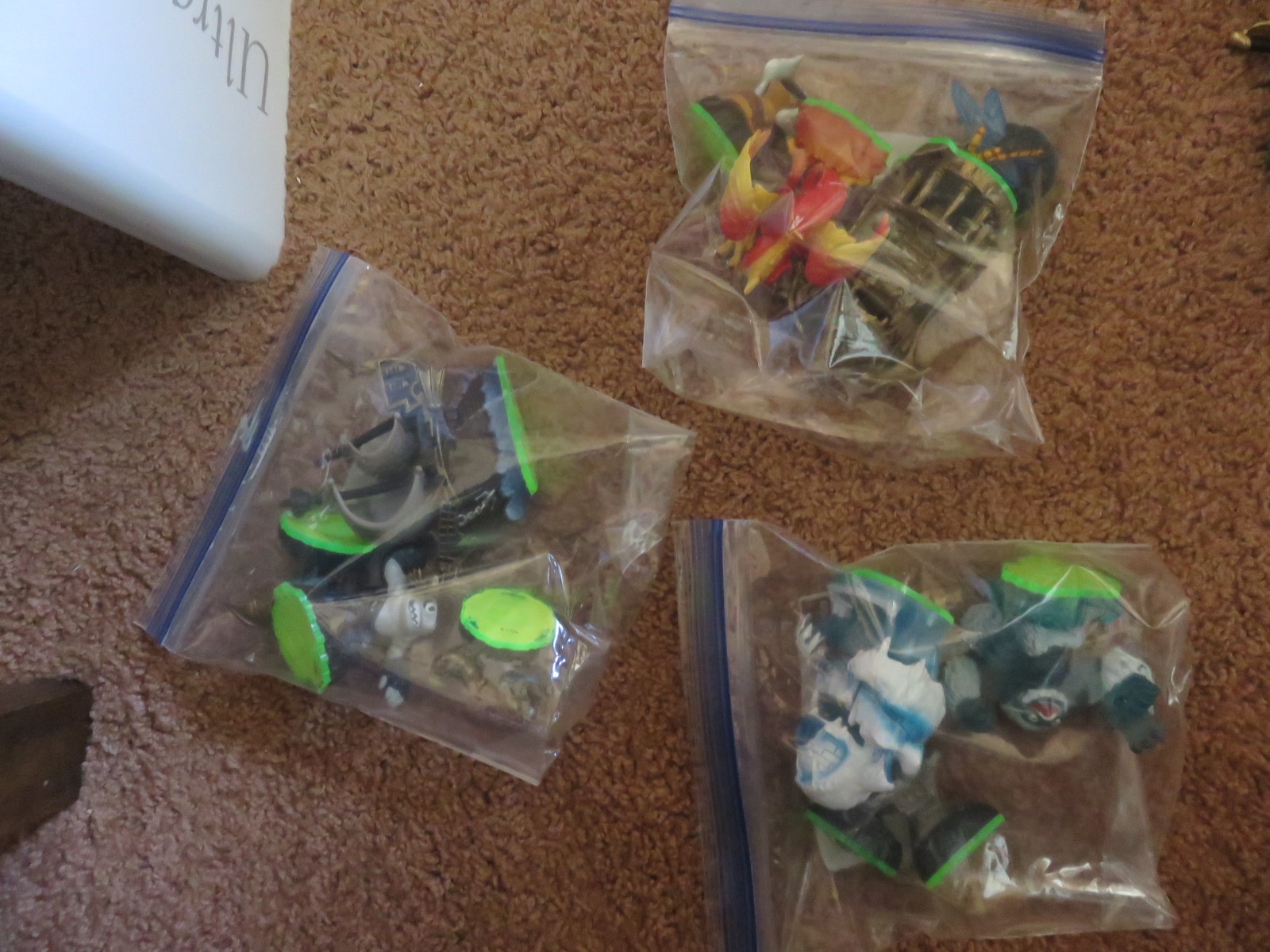 Skylanders Spyro’s Adventure Game Figure Lot of 32. Includes 3 sets. 18 w Cards