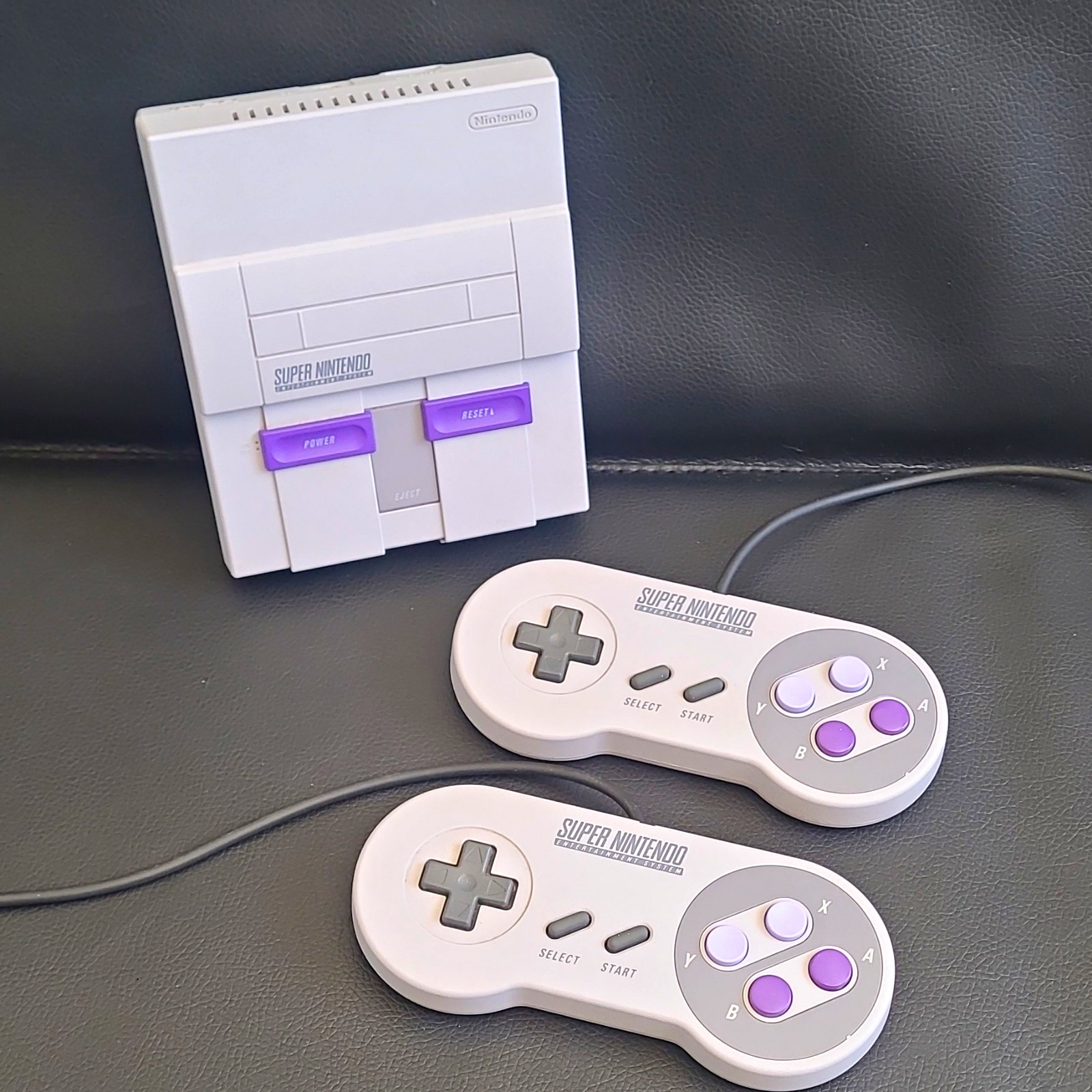 Nintendo Super NES Classic Edition Mini Console w/ 2 Controllers (READ DESC)