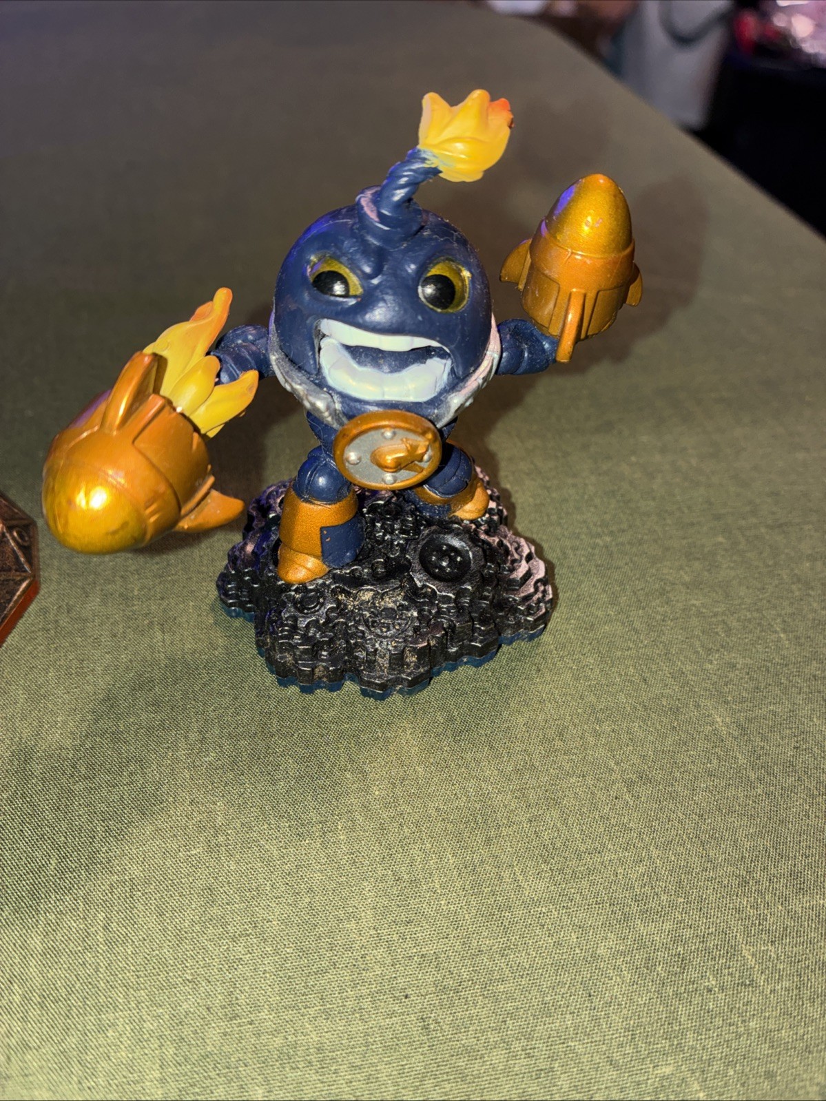 Activision Skylander Swap Force Bronze 3 Figures 1 Trap