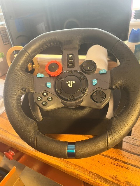 Logitech G29 Driving Force Racing Wheel and Floor Pedals – Black -PS3, PS4 or PC
