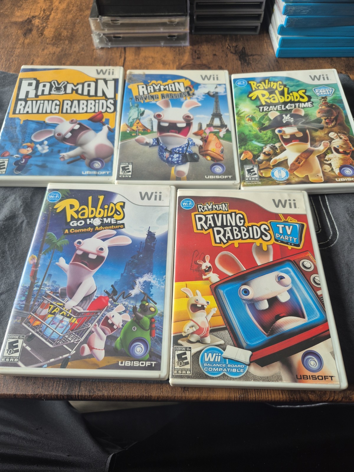 Nintendo Wii RAYMAN RAVING RABBIDS 5 Game CollectionFUN