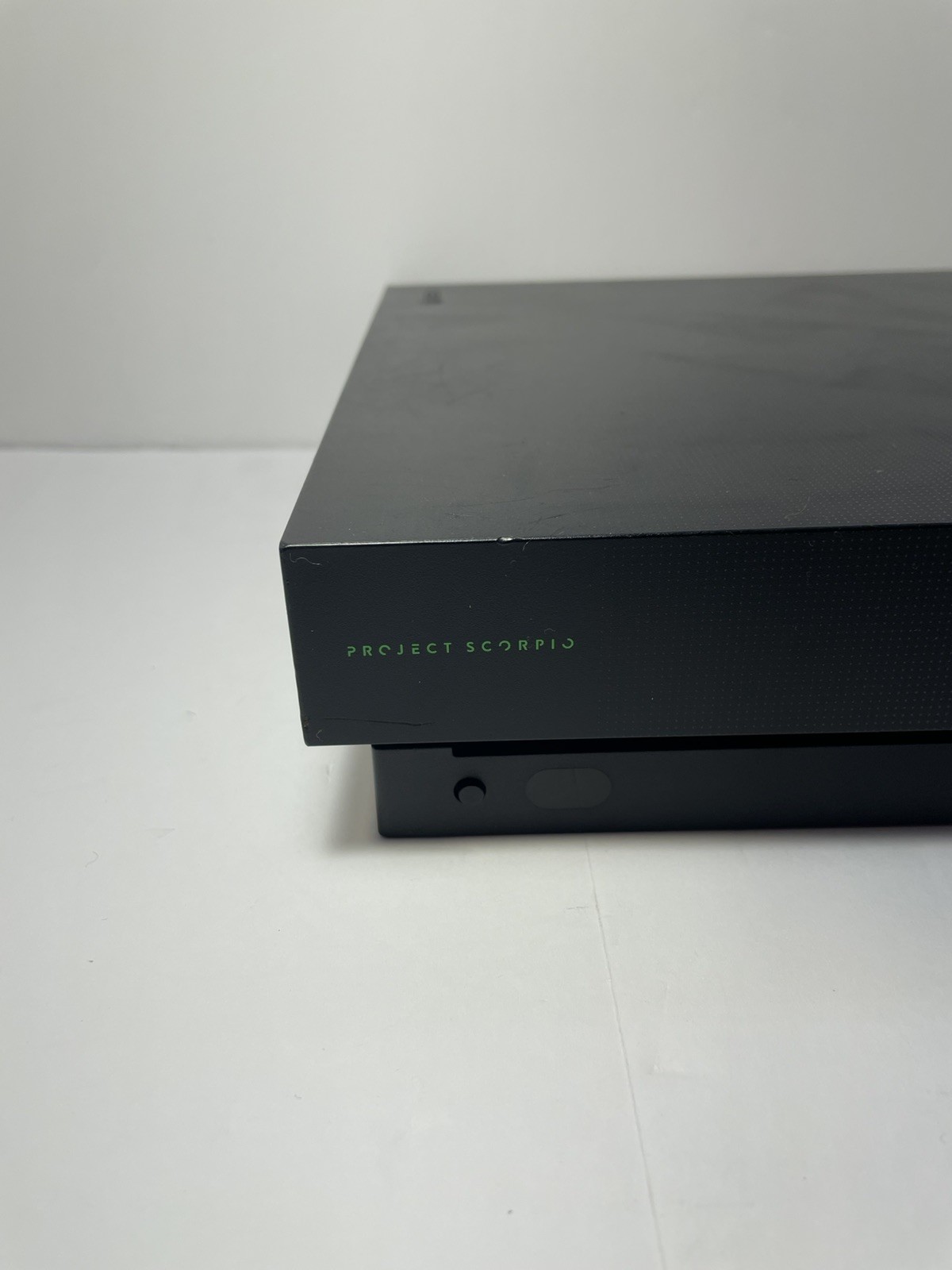 Xbox One X Project Scorpio Edition | 1TB | Controller | RESTORED NEW T PASTE