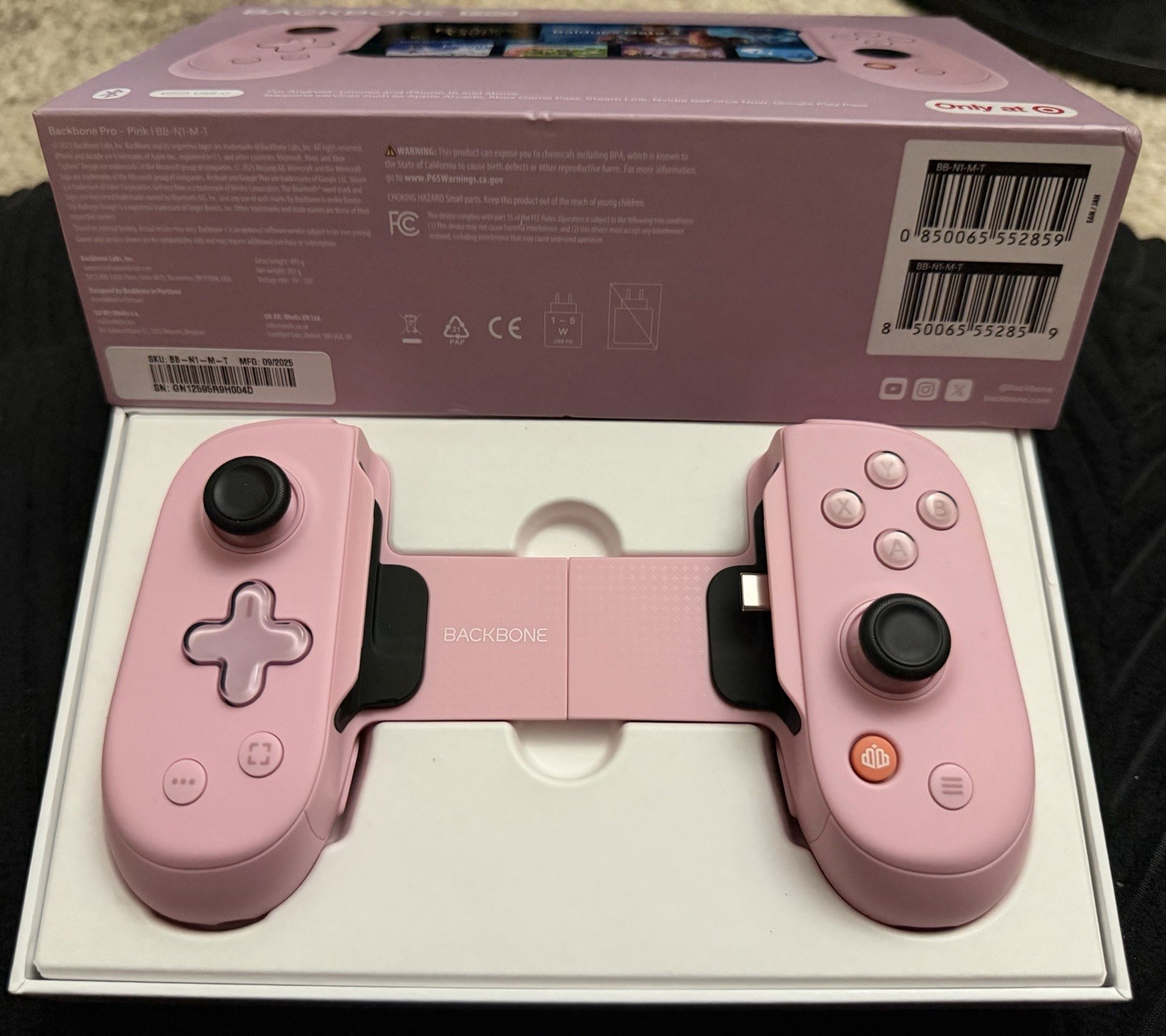 Backbone Pro USB-C Mobile Gaming Controller Pink iPhone Android Complete Box