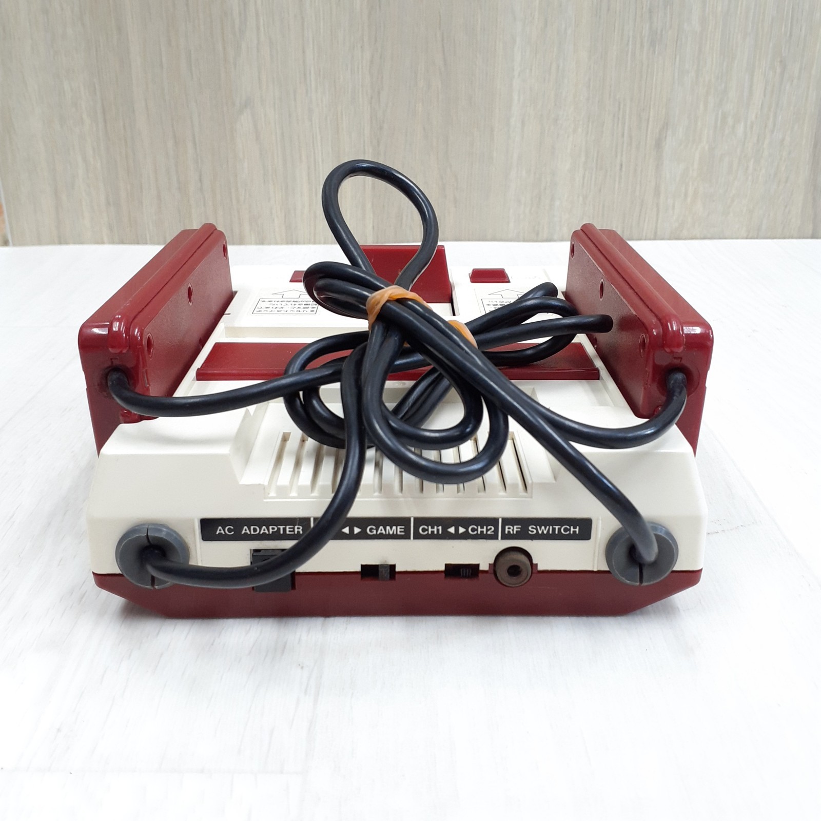 Nintendo Japanese Famicom Console with Square Button Initial Model RARE HVC-001