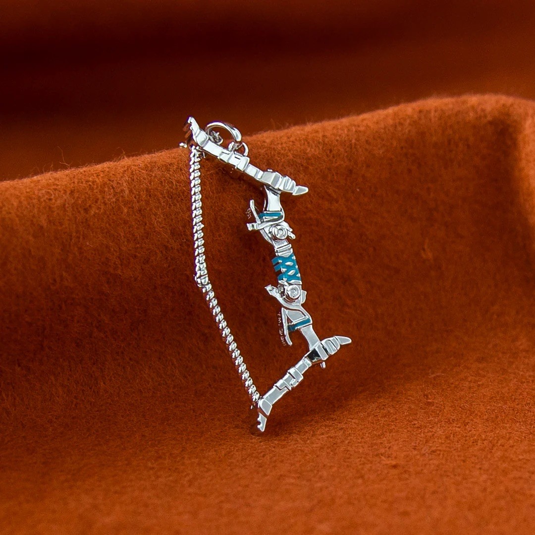 PlayStation X RockLove HORIZON FORBIDDEN WEST Hunter’s Bow Necklace