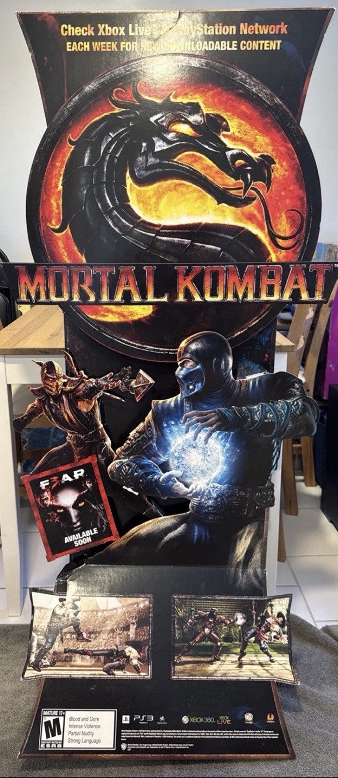Unassembled Brand New Mortal Kombat 9 Store Display standee See Pictures Read