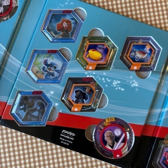 DISNEY INFINITY Power Disc Album With all 20 Wave Discs. Stitch Nemo Anna Merida