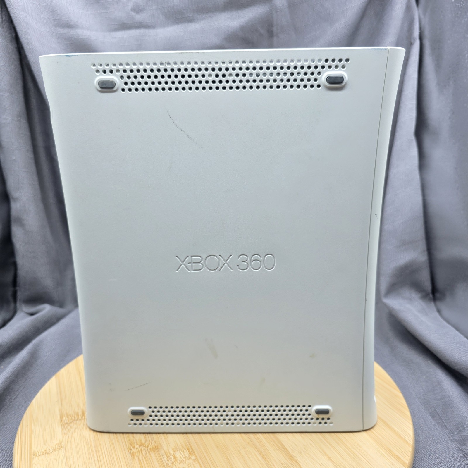 Microsoft Xbox 360 Console w/ Controller And Power Cable, Box: Not Working RROD