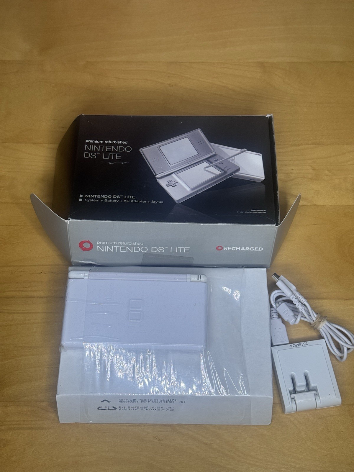 Nintendo DS Lite White GameStop Premium Recharged CIB Handheld Console & Charger
