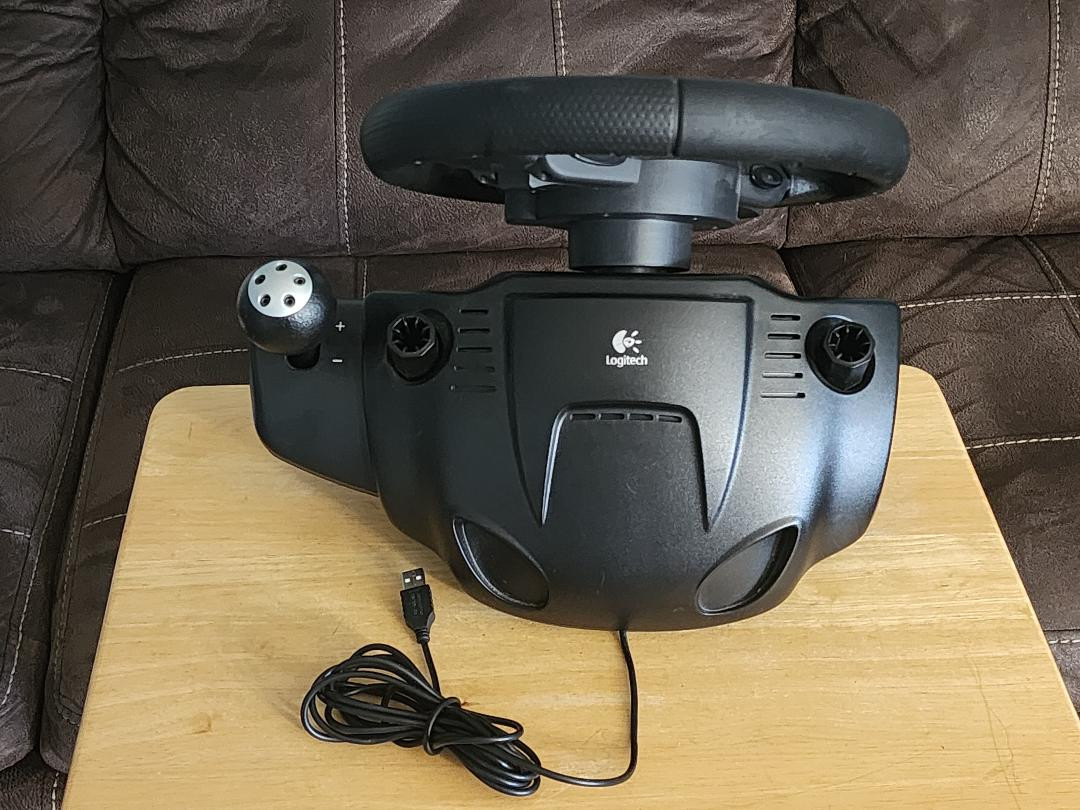 Logitech Driving Force GT racing wheel & Pedal Set, E-X5C19 WORKS