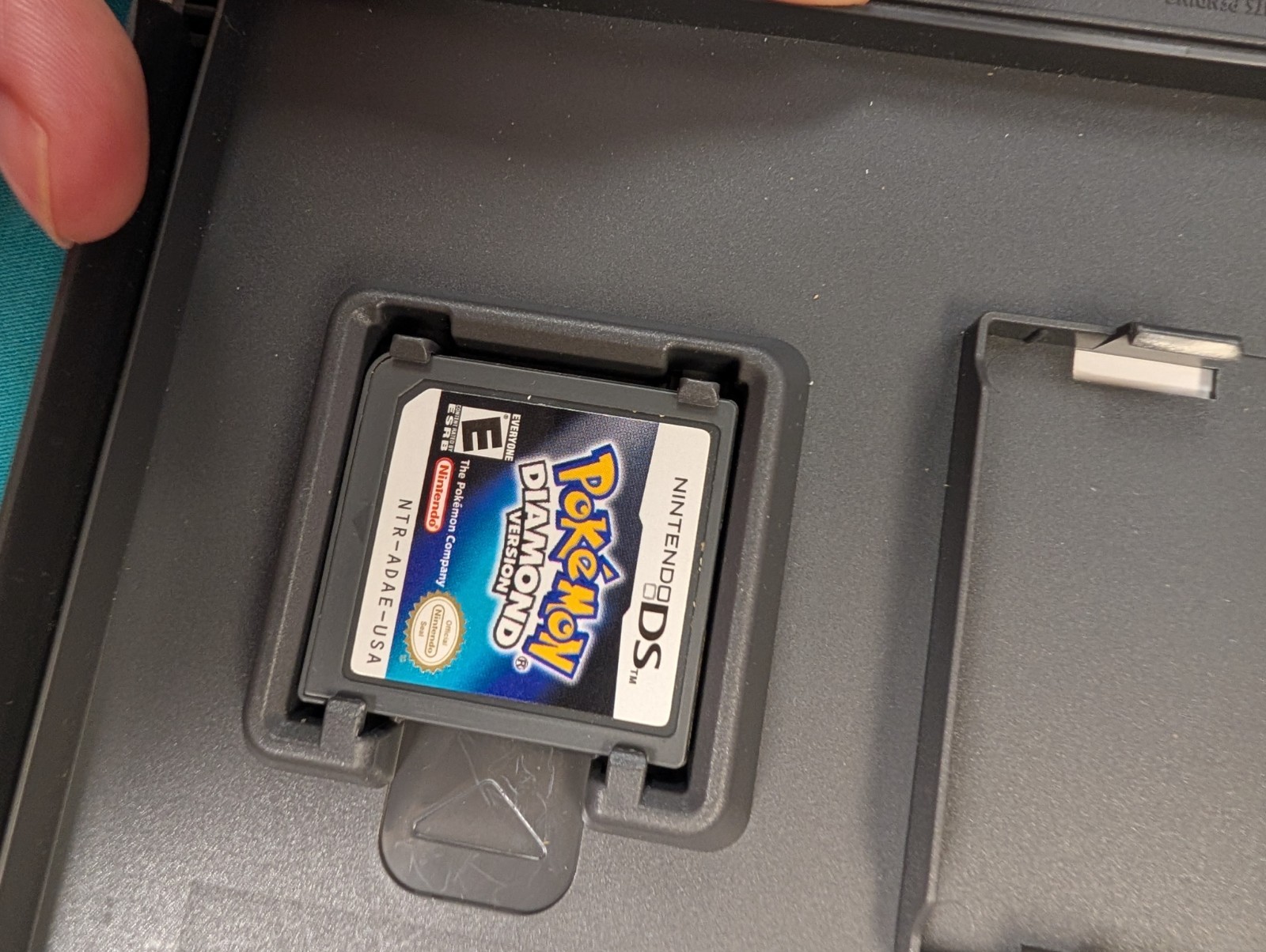 Pokémon: Diamond Version (DS, 2007), AUTHENTIC, COMPLETE IN BOX