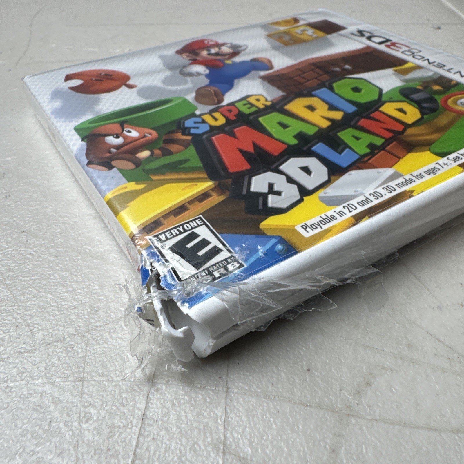 Super Mario 3D Land (Nintendo 3DS, 2011) White Case 1st Print NEW Factory Sealed