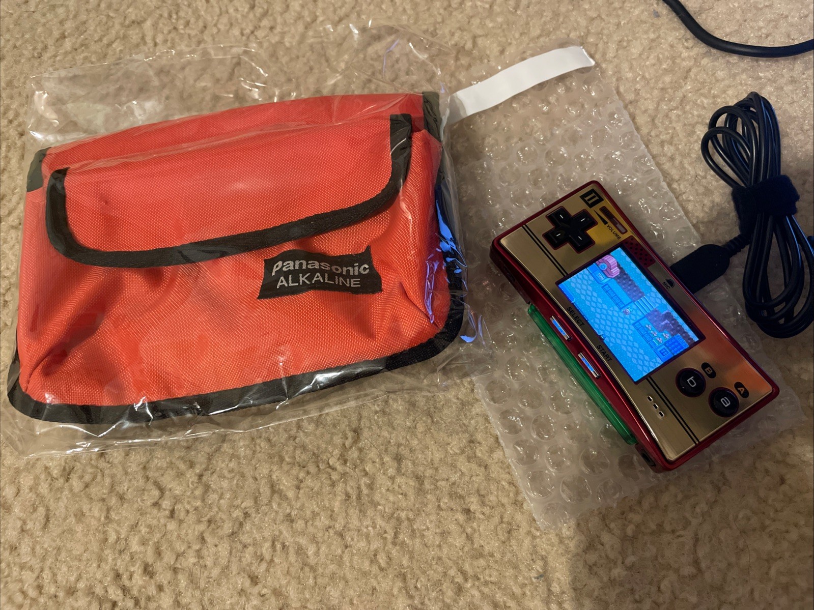 Nintendo Game Boy Micro 20th anniversary edition working with charger and Pouch