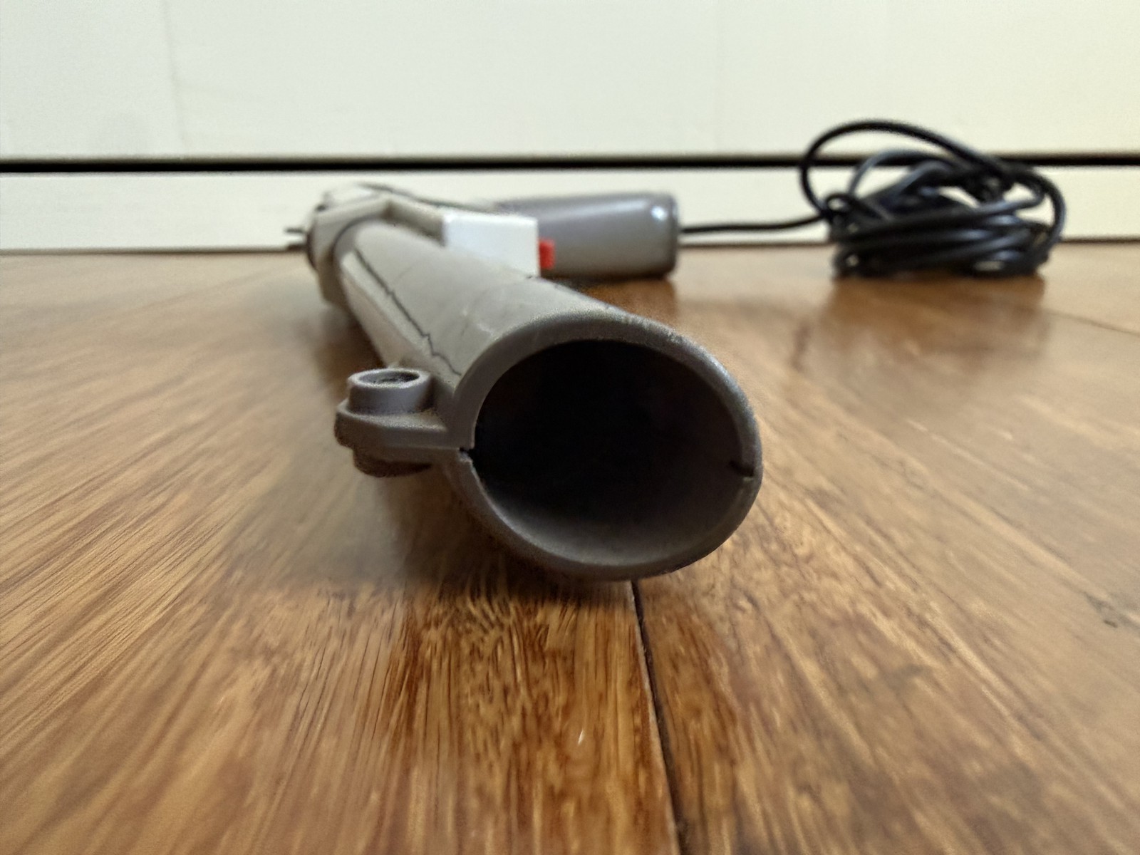Nintendo NES Zapper Light Gun • Duck Hunt • Gray NES-005 • OEM Authentic