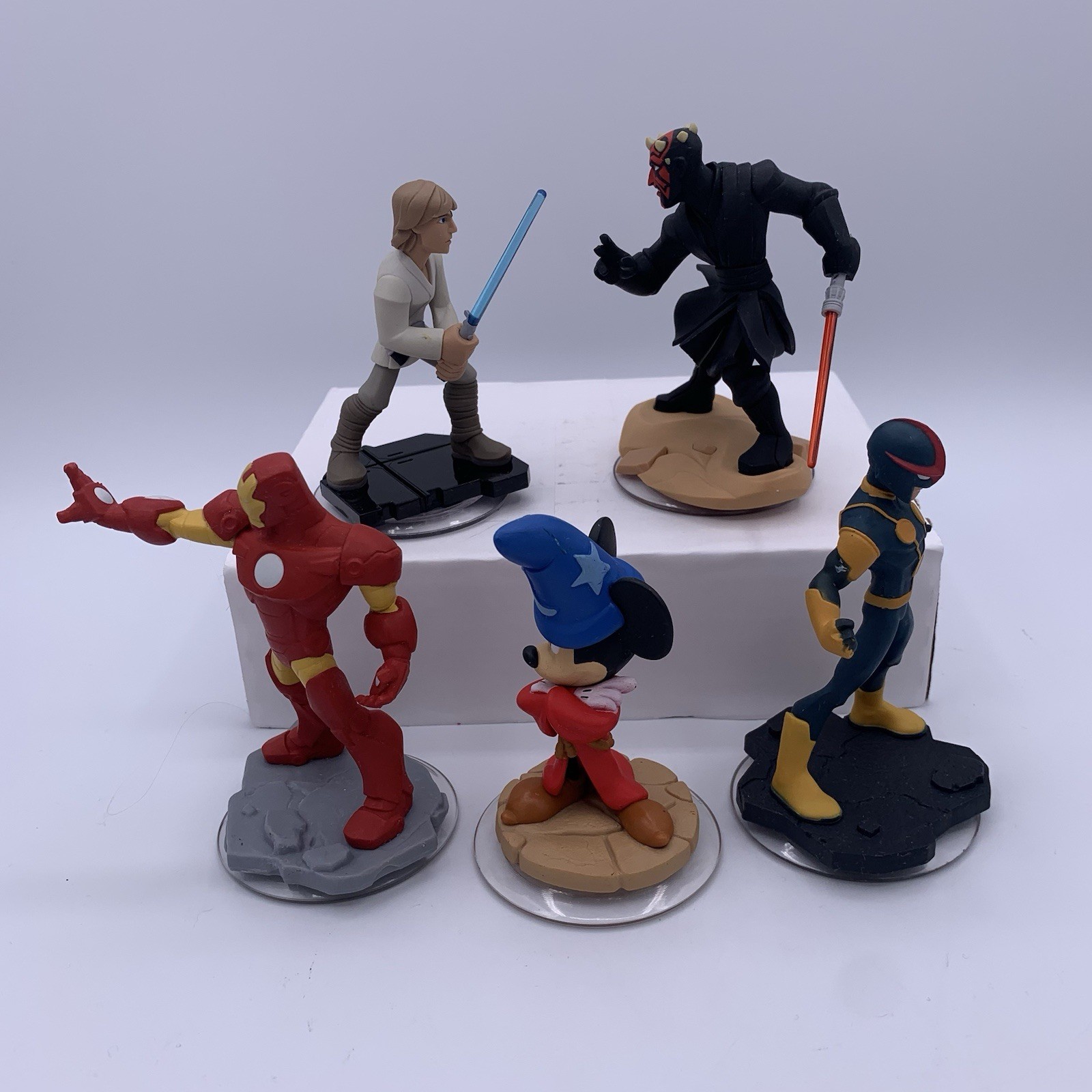 Disney Infinity (Mixed Lot of 5) 1.0 & 2.0 3.0 Action Figures Star Wars Marvel