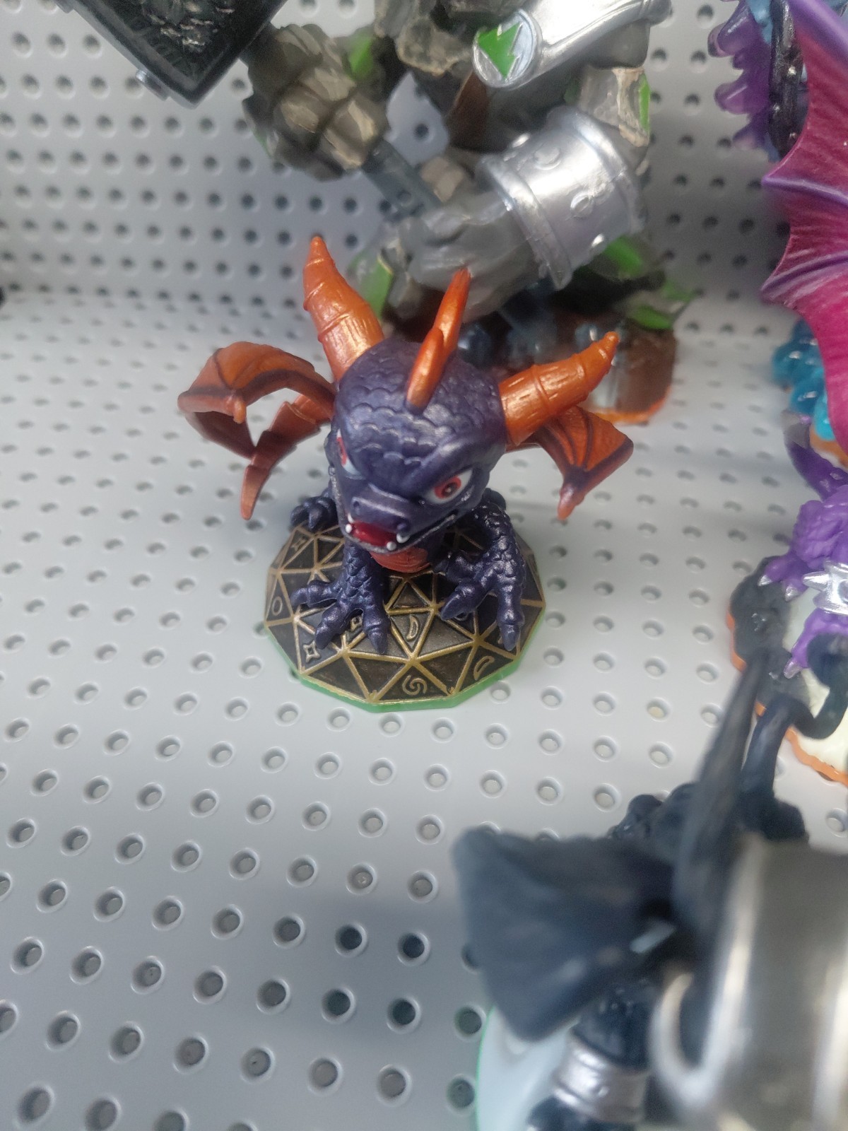 Activision Skylanders Mixed Lot Of 7 Action Figures Video Game Collectible