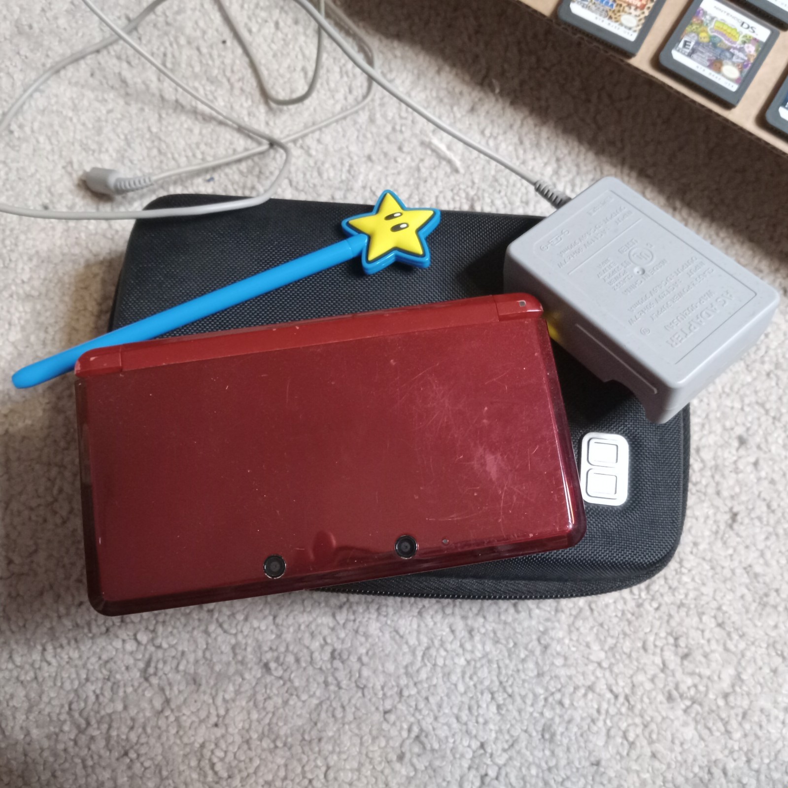 Nintendo 3DS Handheld System, plus 52 games, themed stylus and carrying case