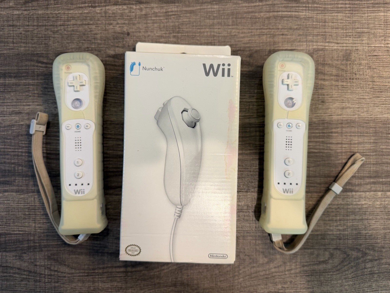 Nintendo Wii Console Bundle – Wii Play, 3 Remotes, 2 Nunchuks, Nerf Sports Pack