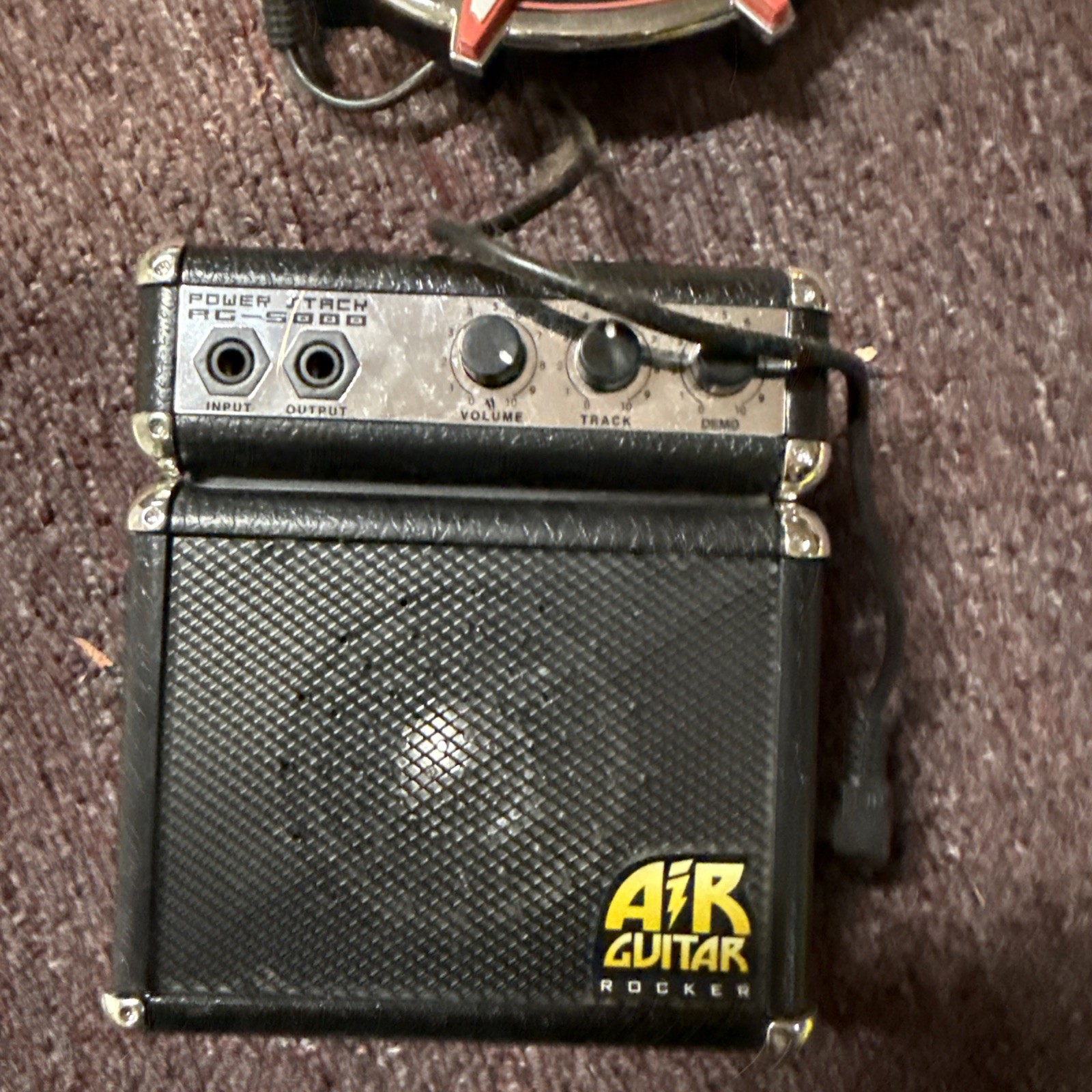 Jada Guitar Hero Air Guitar Rocker Lot – Amps – -1 Belt Buckle