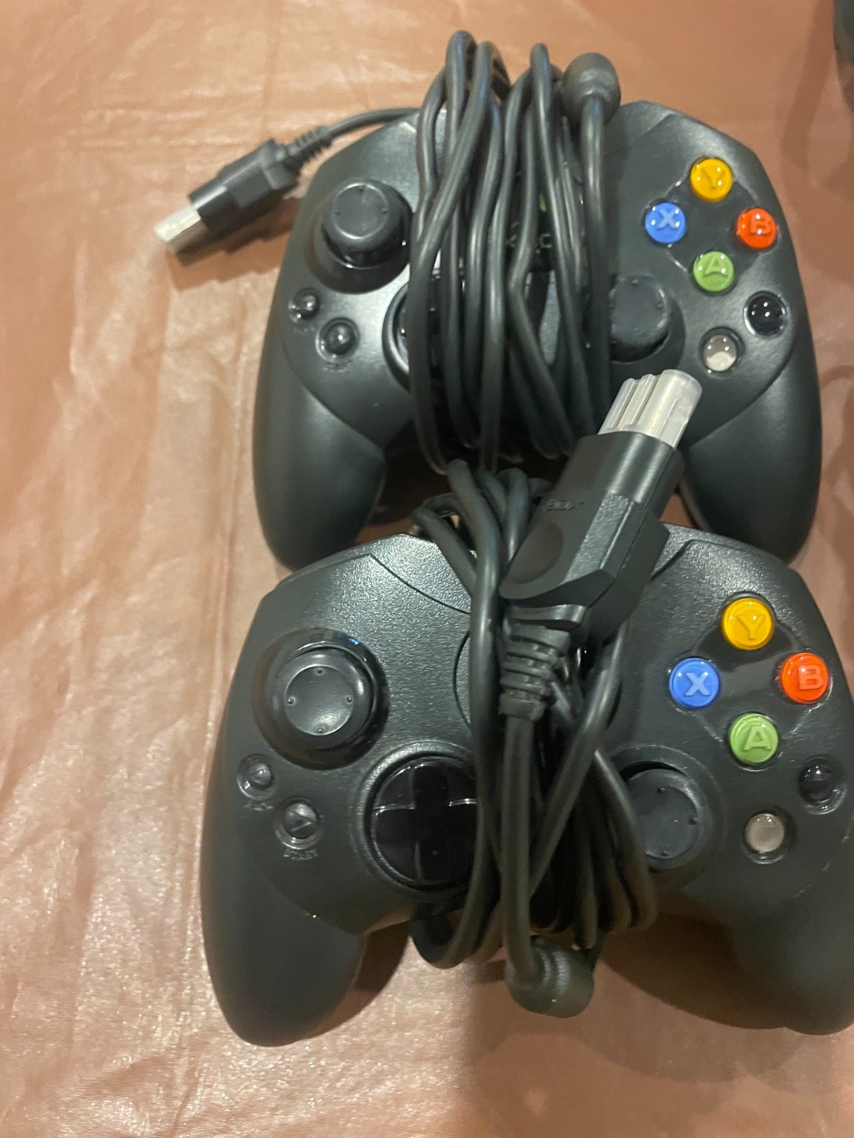 Original Microsoft Xbox Console-2 Controllers-Play & Charge Kit-MadKatz RF Adapt