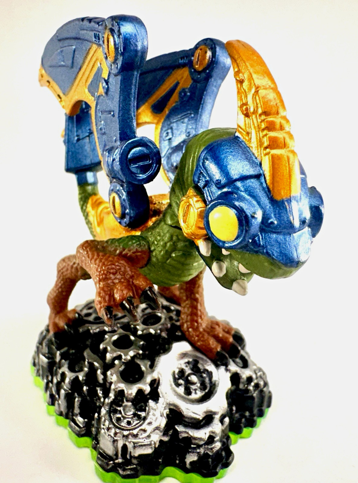 Skylanders Spyro’s Adventure Drobot Figure Tech Element Authentic Tested