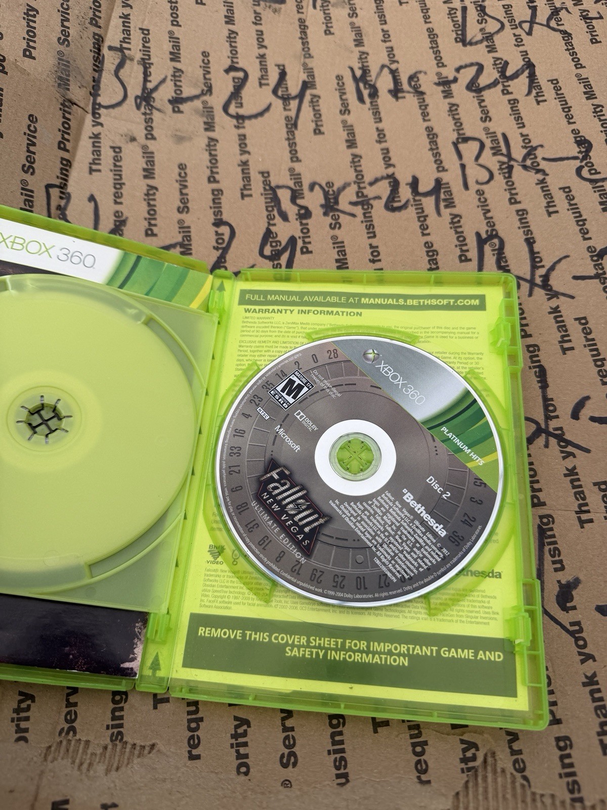 Fallout: New Vegas Ultimate Edition Xbox 360, 2012 2 Discs