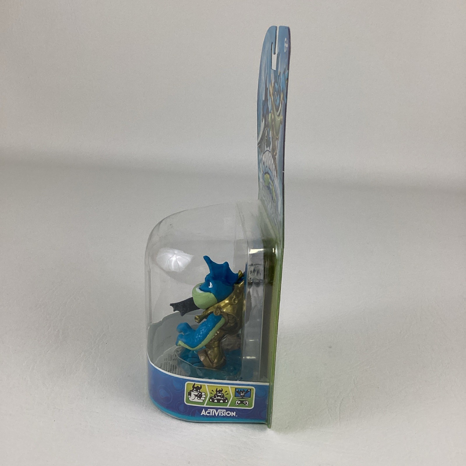 Skylanders Swap Force Rip Tide Video Game Character Figure Card Stickers 2013