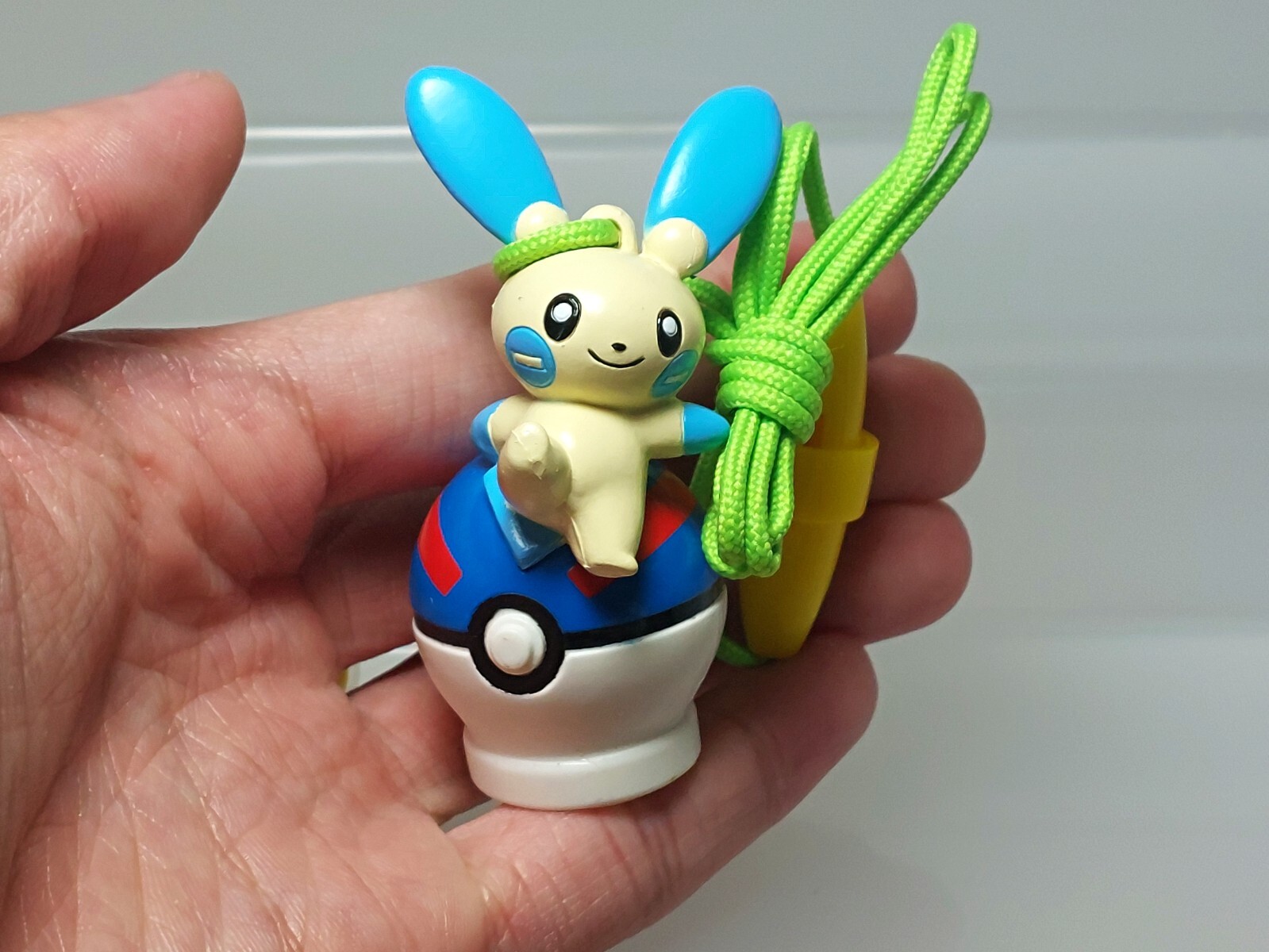 Pokemon Minun with Great Ball Whistle Figure Tomy Yujin Japan 2.4in