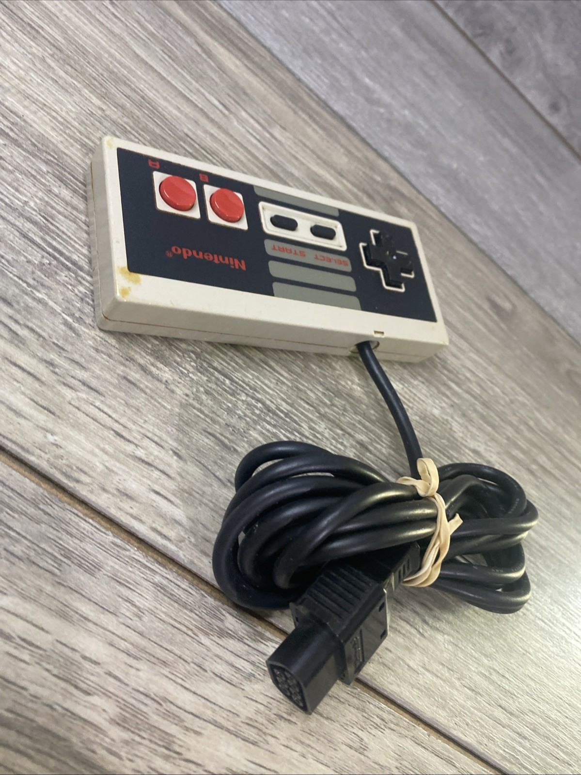 Nintendo NES Classic Edition Controller – Gray (CLV-202)