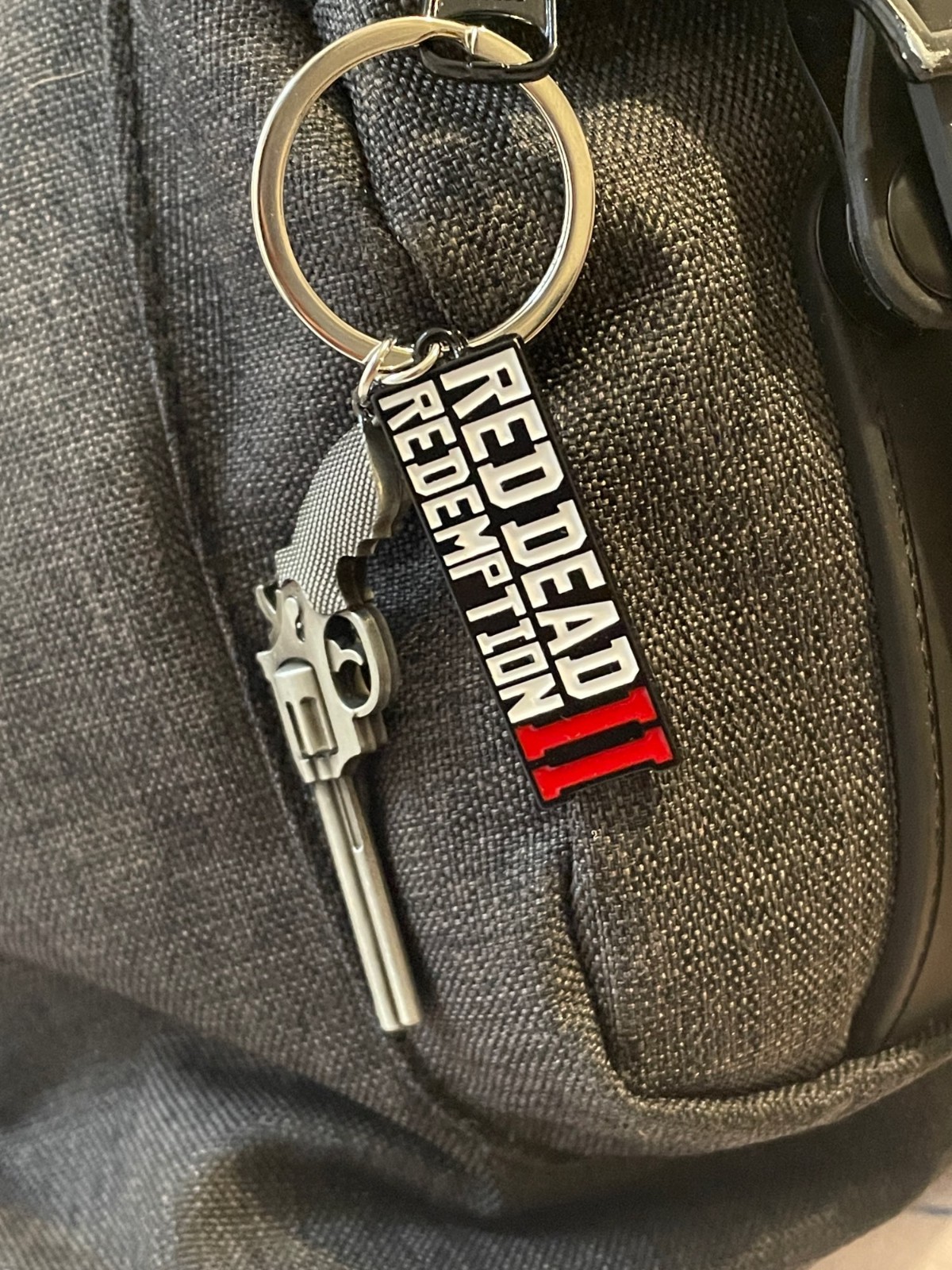Rockstar Game Red Dead Redemption II Metal Keychain, FREE SHIPPING