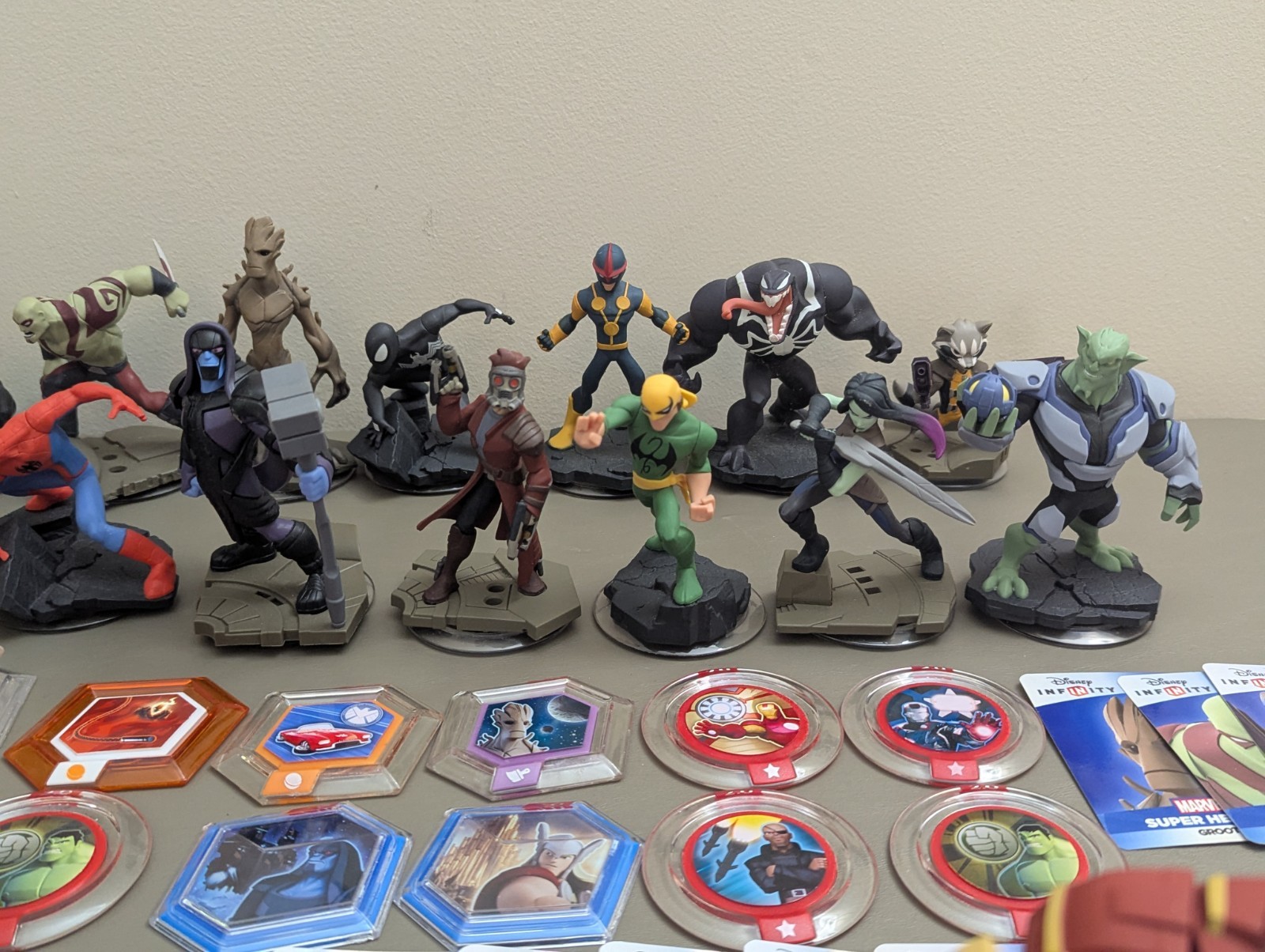 Huge Disney Infinity 2.0 & 3.0 Lot PS4 Game, Portal, 38 Figures, 14 Discs, Cards
