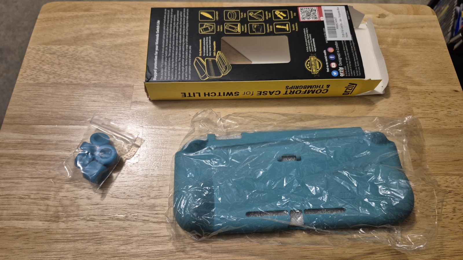 Orzly Comfort Case for Nintendo Switch Lite | Turquoise Blue | Used