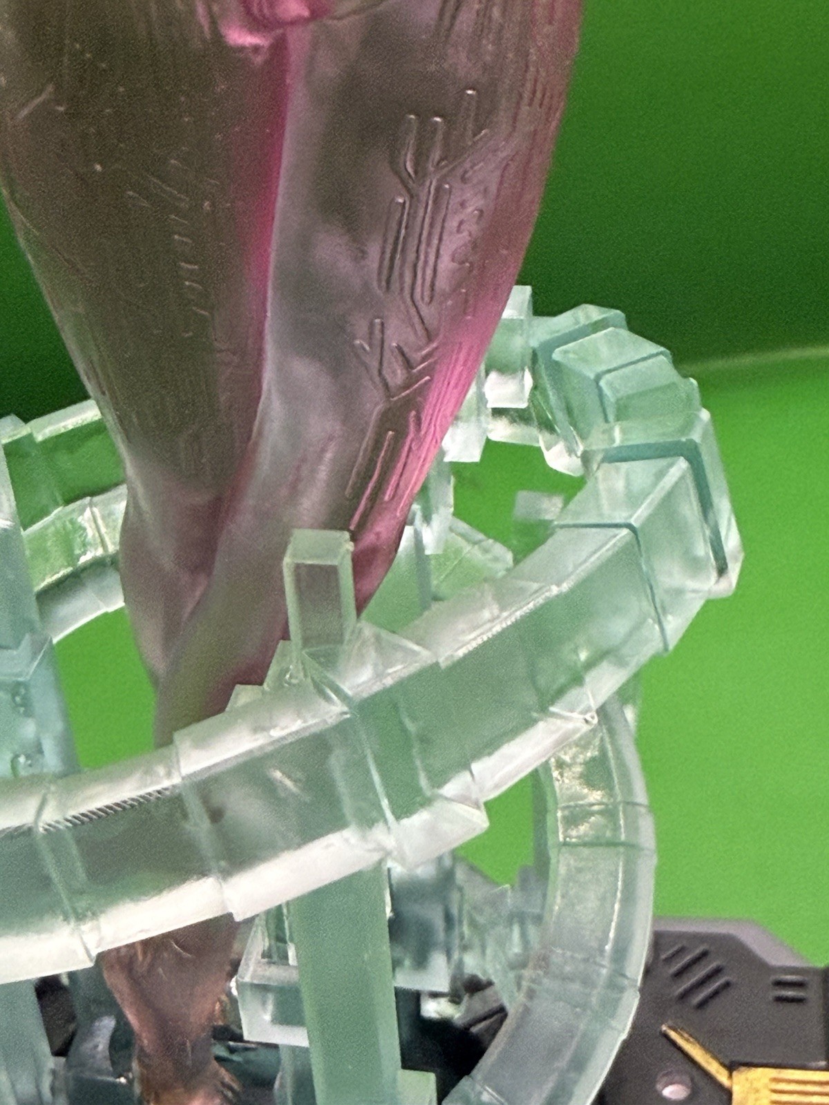 Halo Cortana Chip Statue #2 – OG Purple Edition