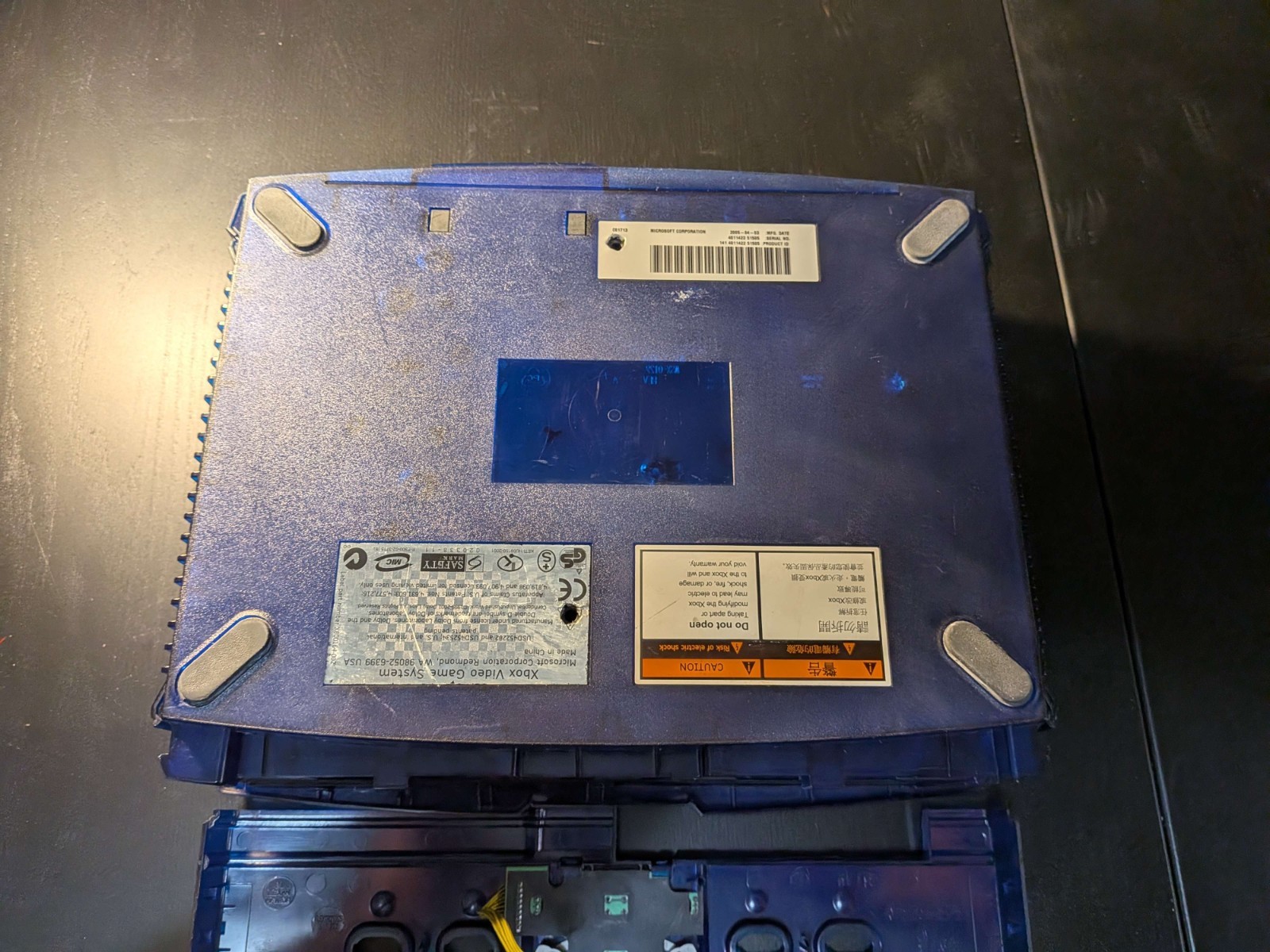 Xbox Original Halo 2 Crystal Ice Blue Console Limited Edition – Asia/Singapore