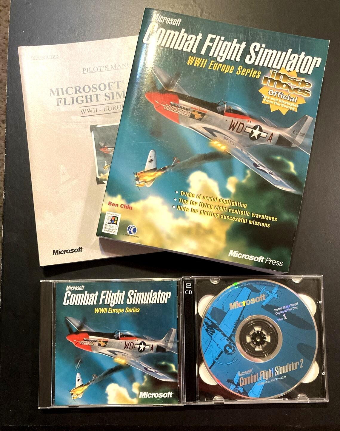 Microsoft Combat Flight Sumulator and Simulator 2 Pilots Manual Inside Moves