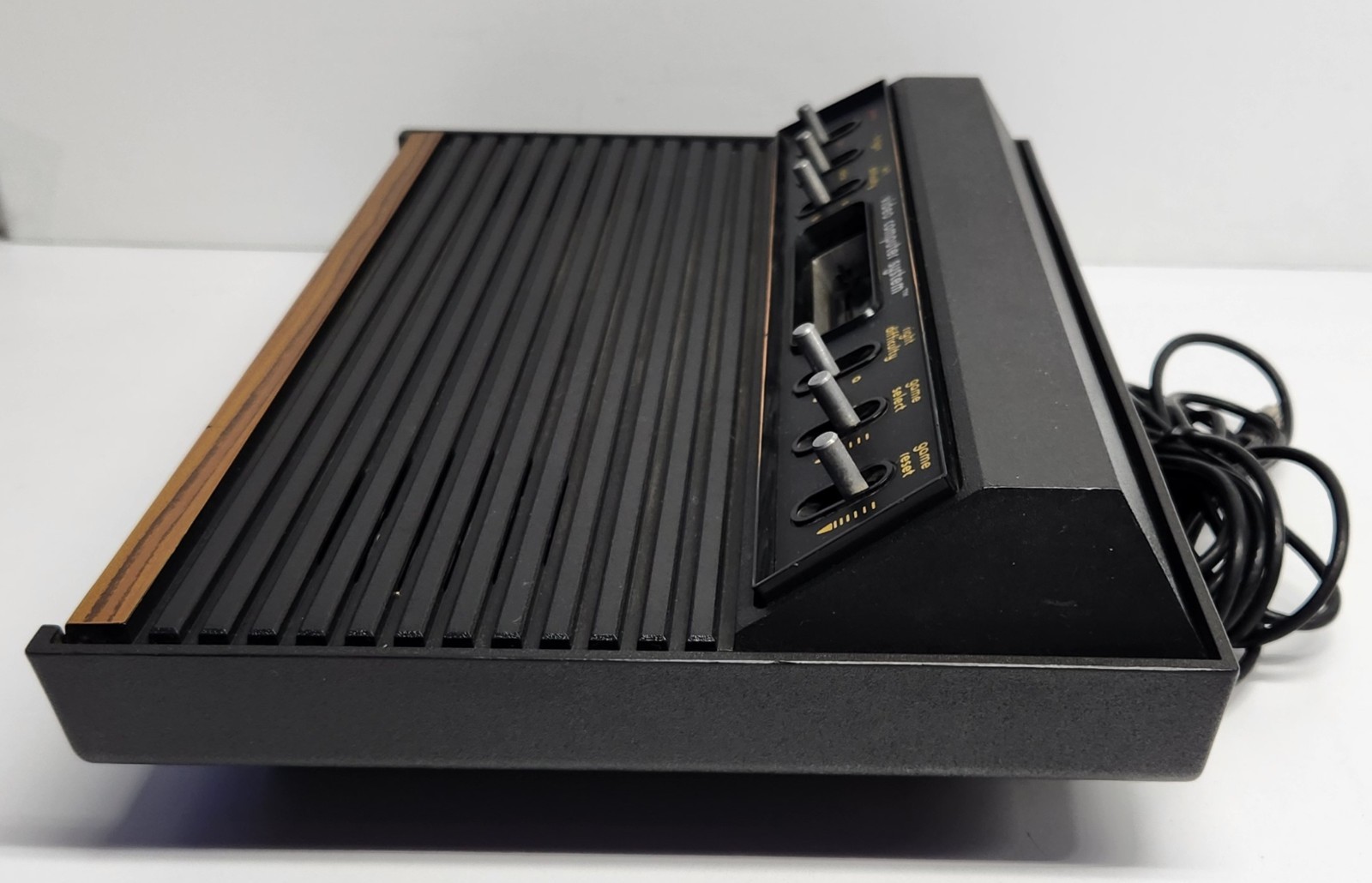 Atari 2600 Woodgrain Woody 6 Switch Sixer System CONSOLE ONLY – Sunnyvale Taiwan